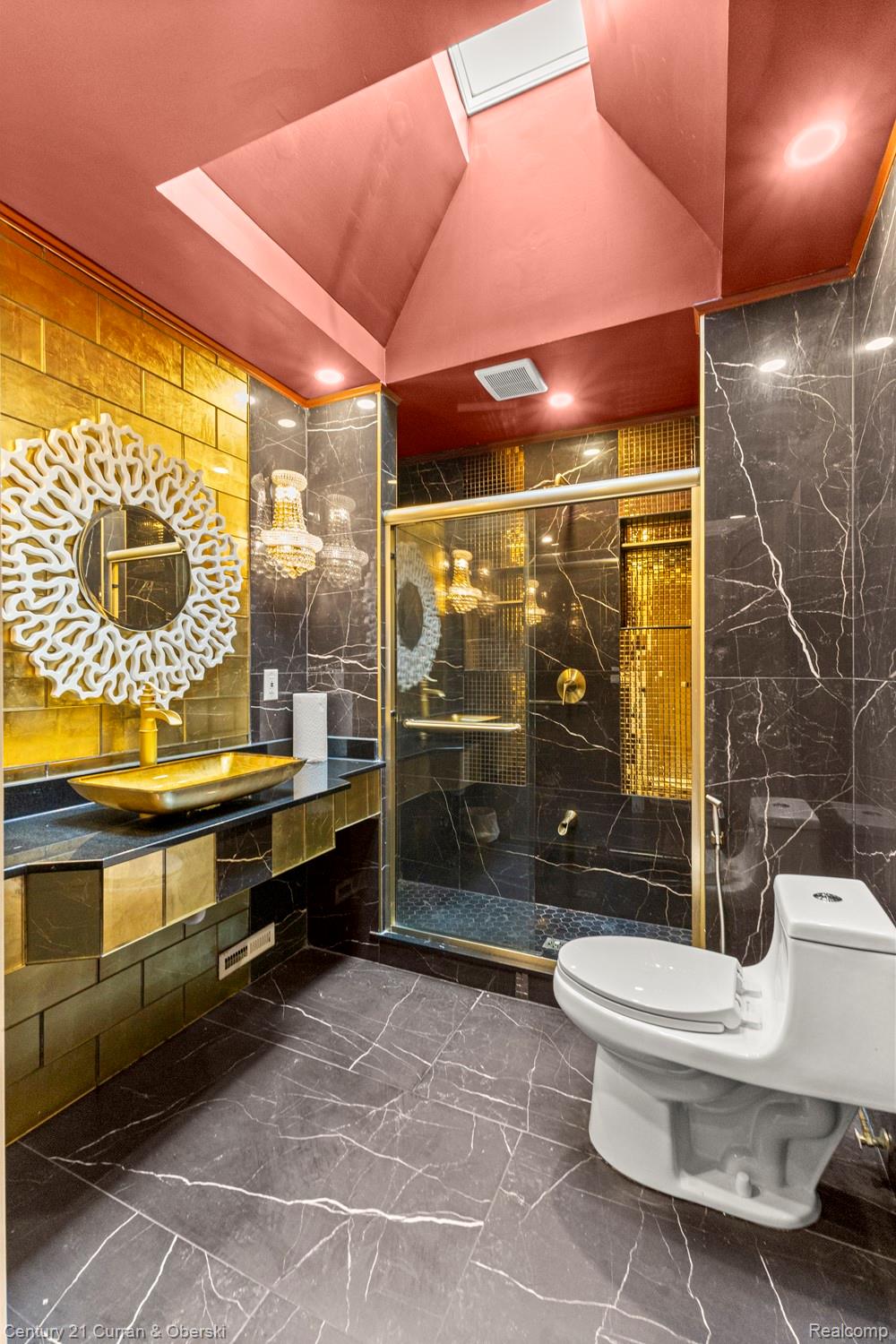 Dearborn Heights, Michigan, 48127, United States, 3 Bedrooms Bedrooms, ,3 BathroomsBathrooms,Residential,For Sale,1979966