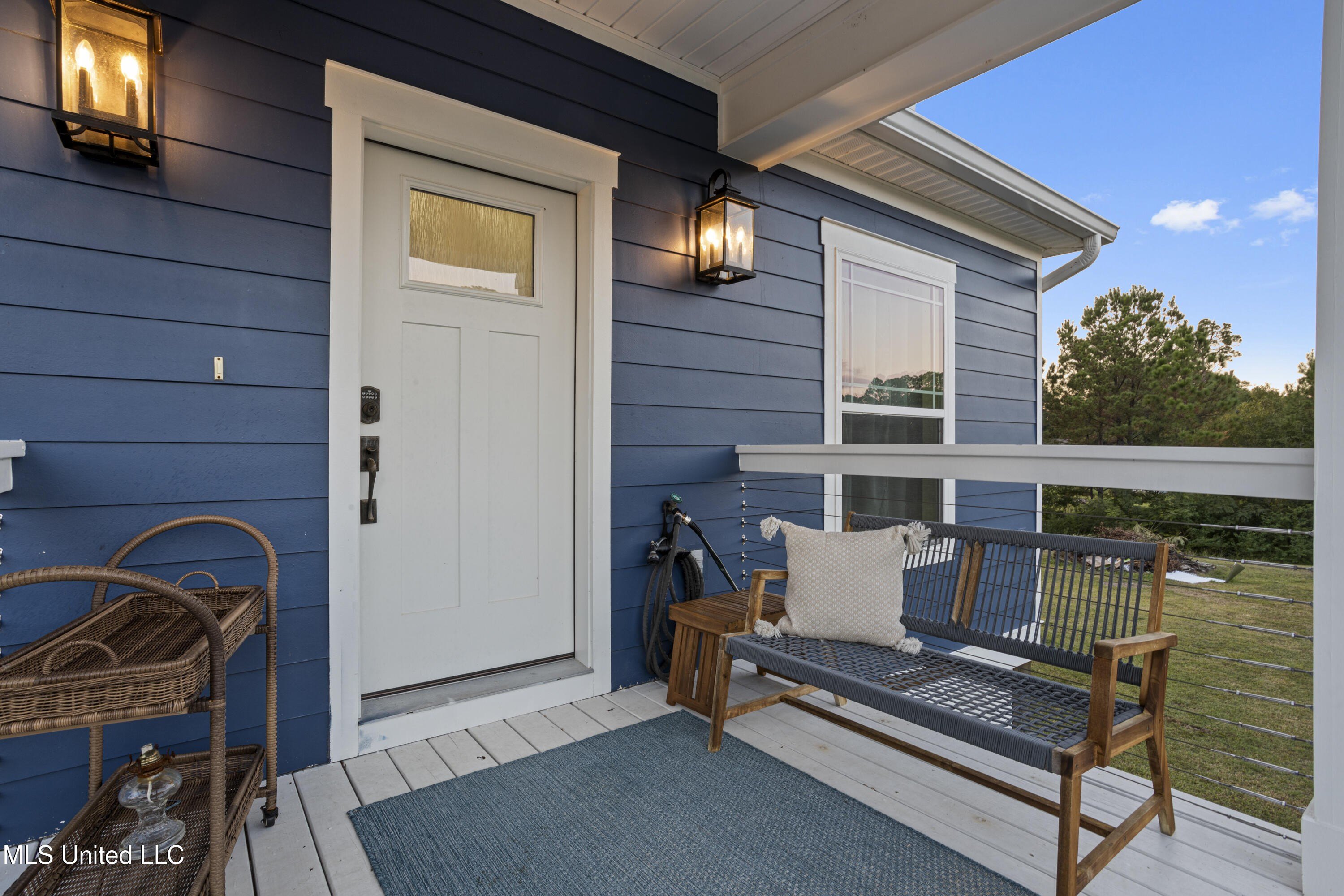 Biloxi, Mississippi, 39532, United States, 3 Bedrooms Bedrooms, ,2 BathroomsBathrooms,Residential,For Sale,1977192