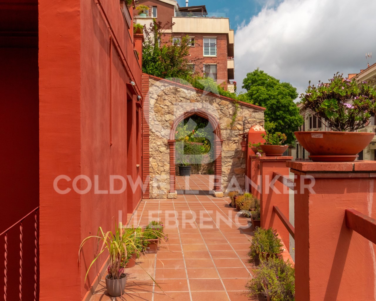 Barcelona, Catalonia, ES, 4 Bedrooms Bedrooms, ,3 BathroomsBathrooms,Residential,For Sale,1827300