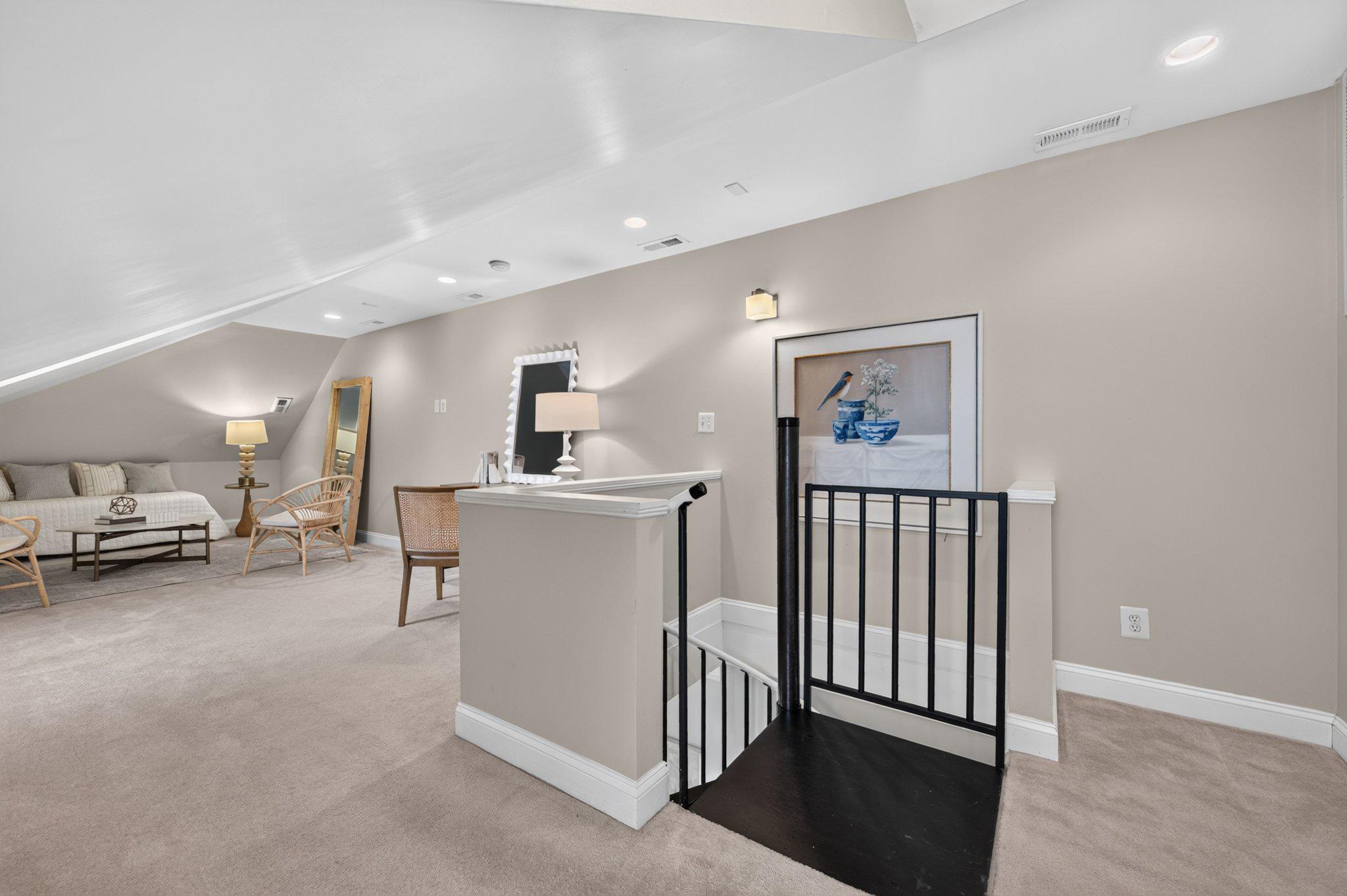  17 E Reed Avenue, Alexandria, VA, 22305 - 物件實景
