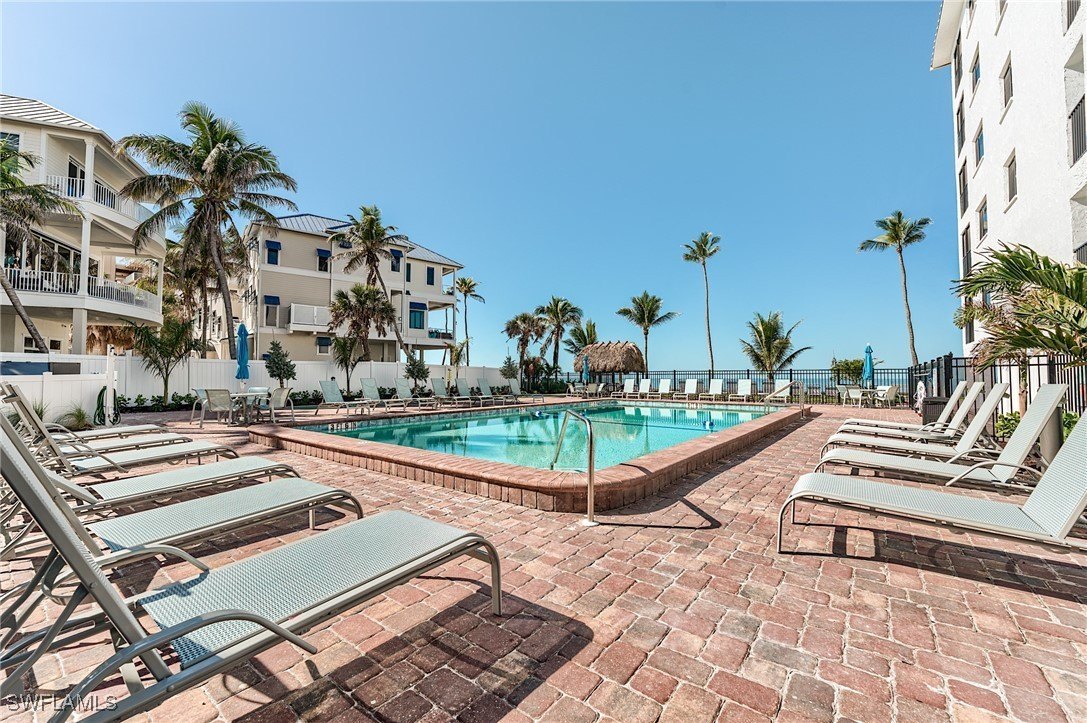 Fort Myers Beach, Florida, 33931, United States, 2 Bedrooms Bedrooms, ,2 BathroomsBathrooms,Residential,For Sale,1899957