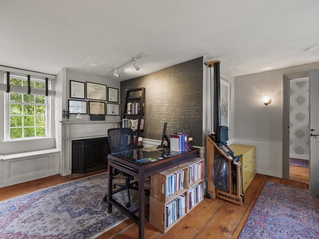 Carlisle, Massachusetts, 01741, United States, 3 Bedrooms Bedrooms, ,4 BathroomsBathrooms,Residential,For Sale,1804776