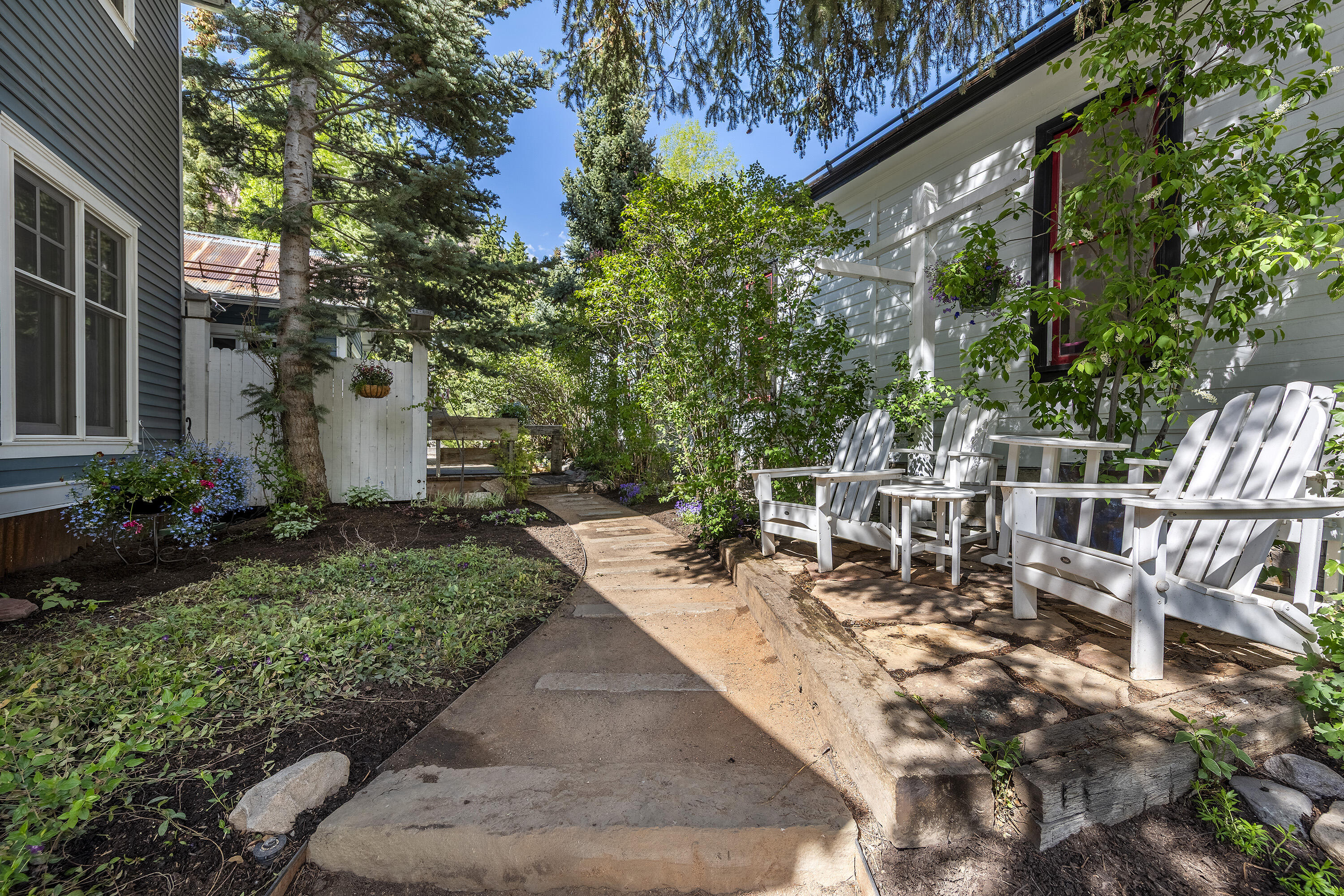 Telluride, Colorado, 81435, United States, 4 Bedrooms Bedrooms, ,4 BathroomsBathrooms,Residential,For Sale,1840388