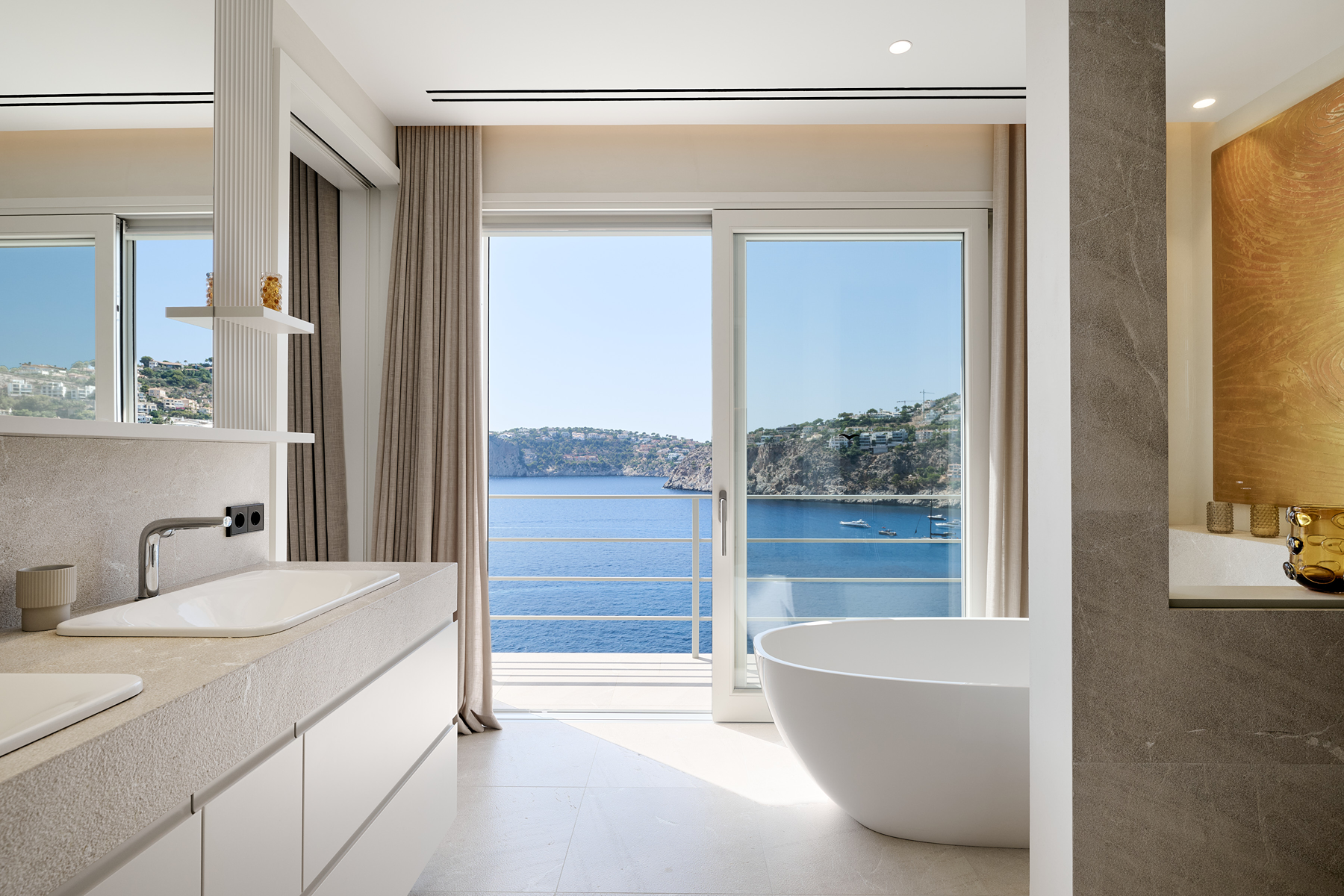  Villa on the first sea line with panoramic views in Andratx - 物件實景