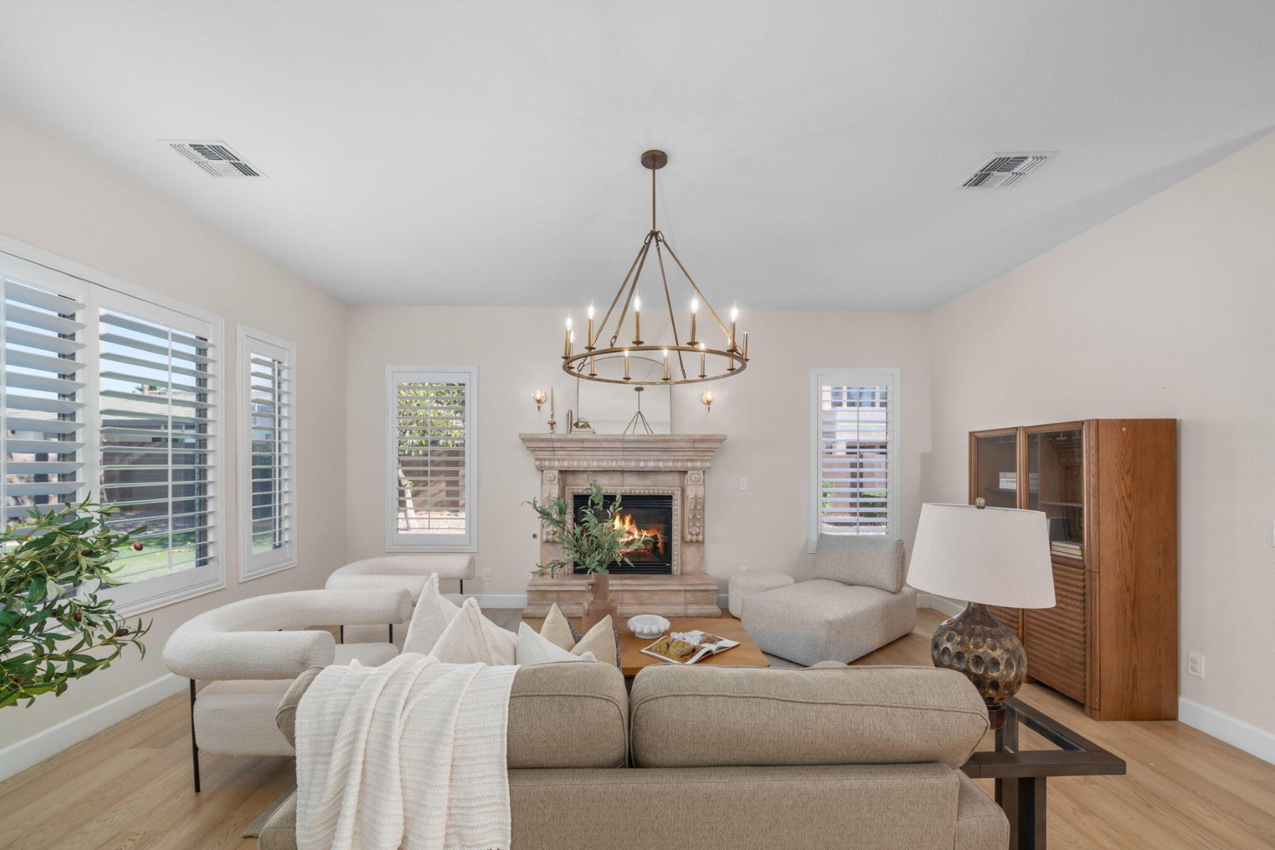  2517 S Constellation Way  Gilbert, AZ - 物件實景