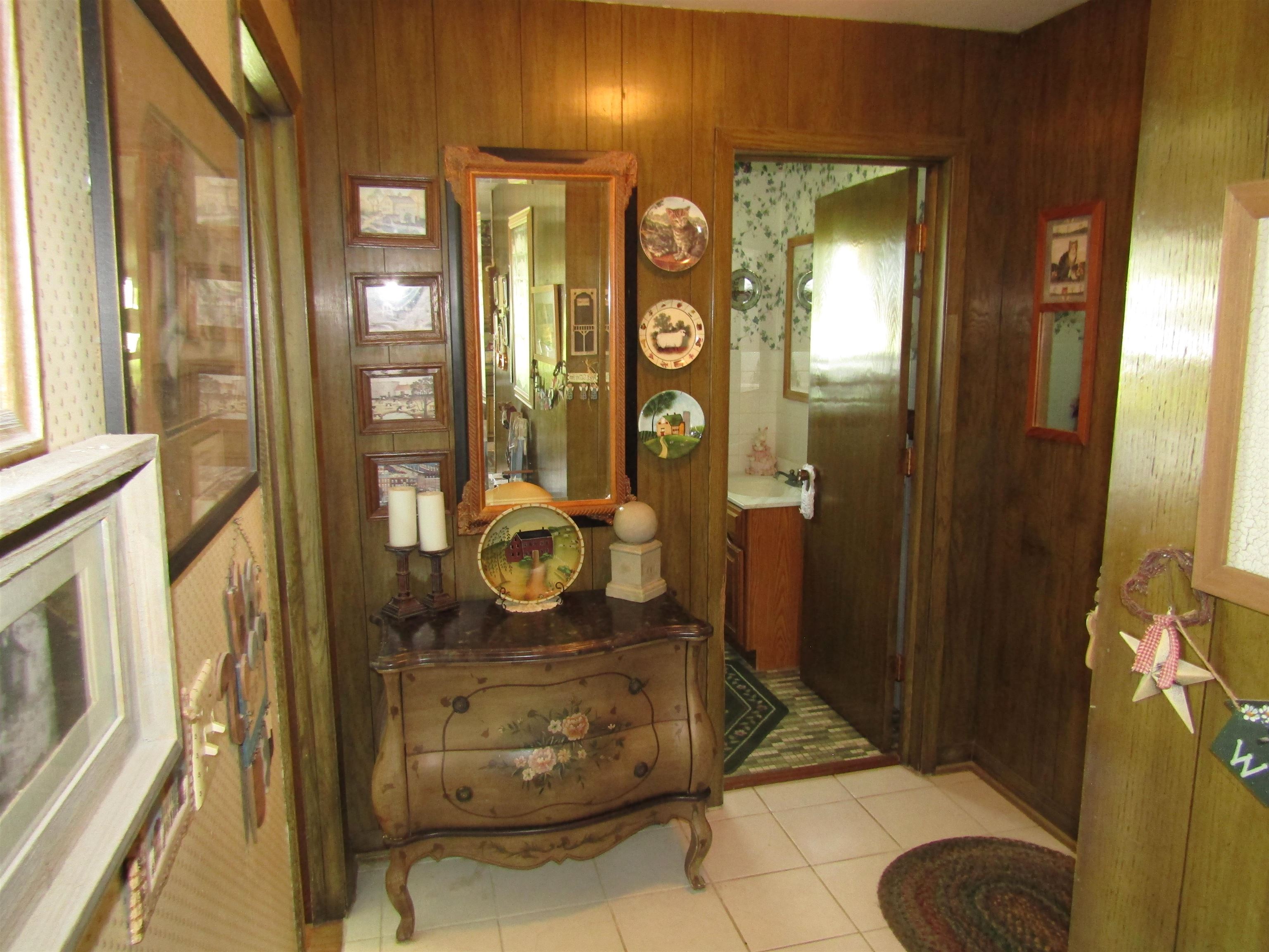 Beloit, Wisconsin, 53511, United States, 6 Bedrooms Bedrooms, ,5 BathroomsBathrooms,Residential,For Sale,1923330