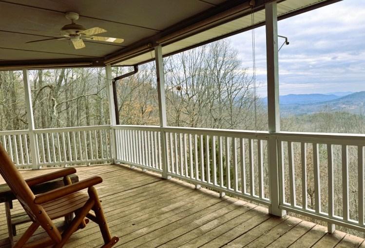 Hayesville, North Carolina, 28904, United States, 2 Bedrooms Bedrooms, ,3 BathroomsBathrooms,Residential,For Sale,1762201