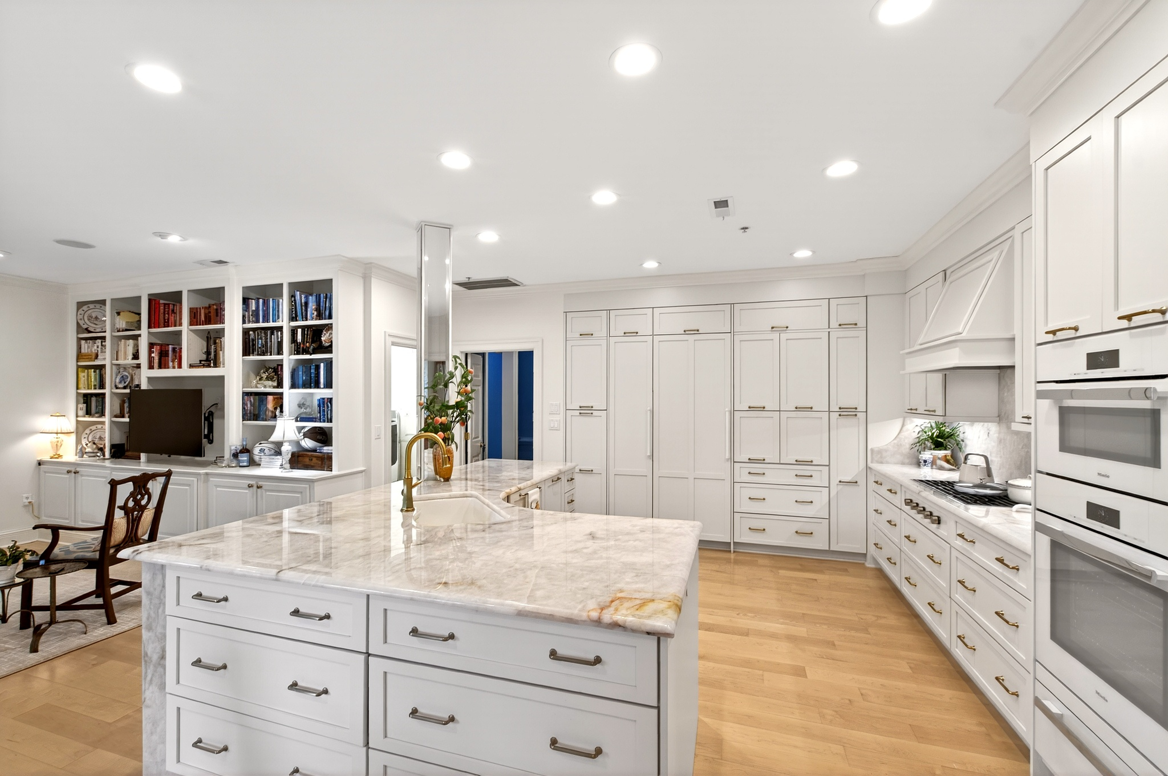  2801 Glenwood Gardens Lane, Raleigh, NC 27608 - 物件實景