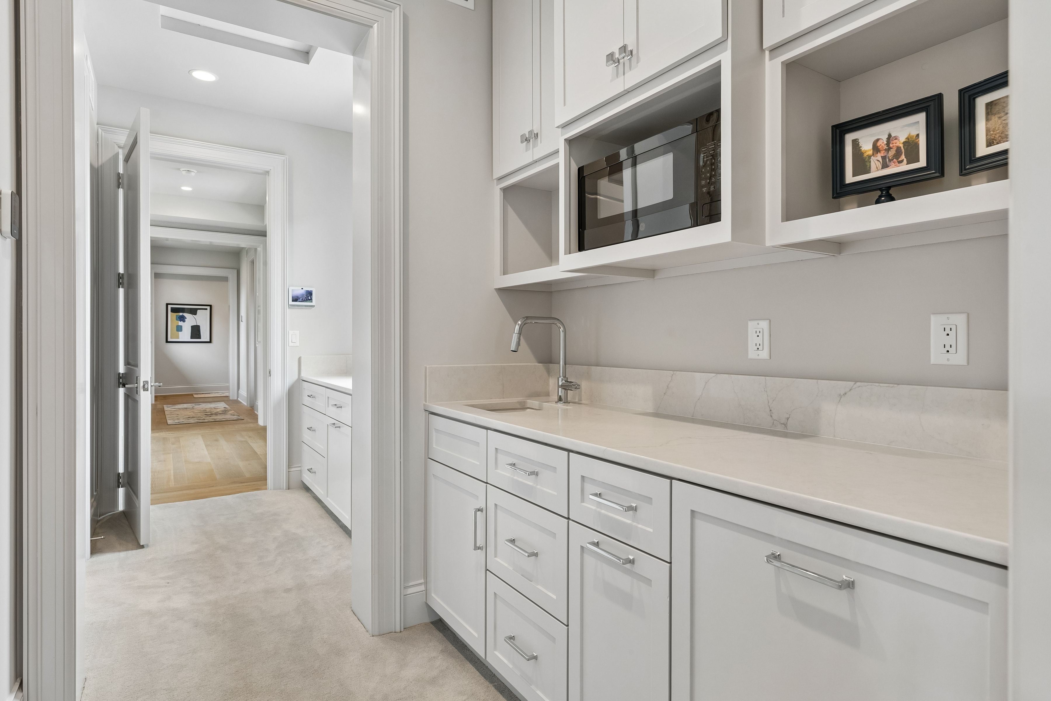  Timeless Elegance on a Private North Oaks Setting - 物件實景