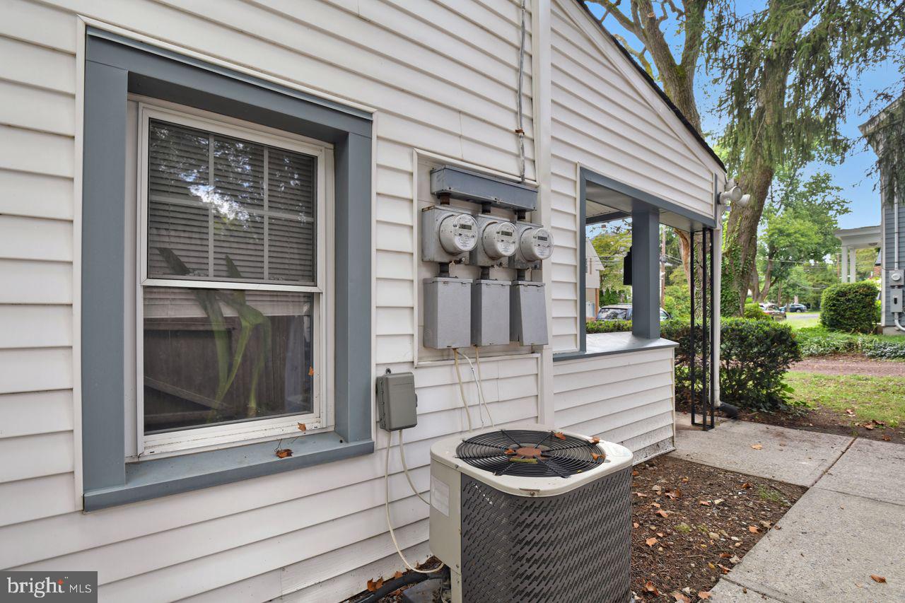 Lawrence Township, New Jersey, 08648, United States, ,Residential,For Sale,1927420