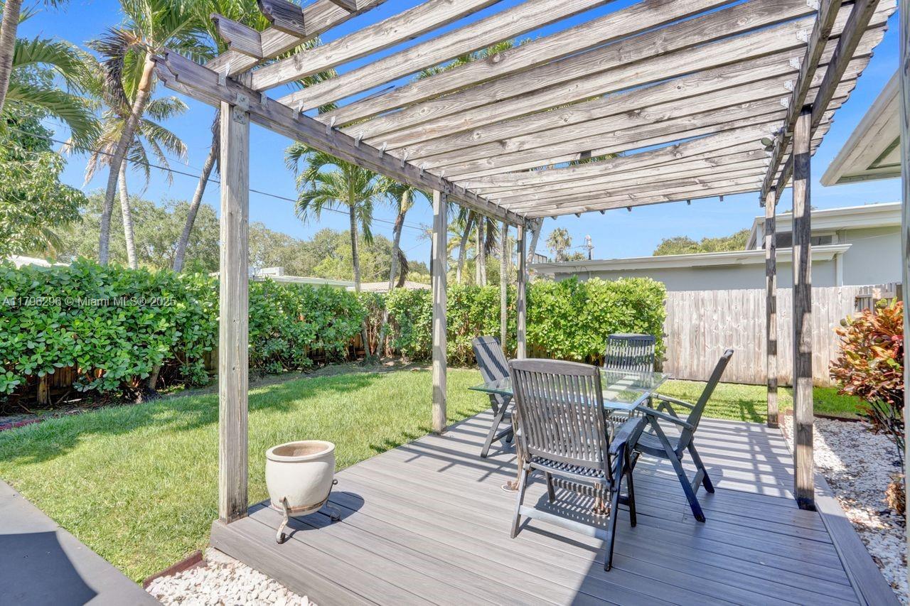 Miami Shores, Florida, 33138, United States, 2 Bedrooms Bedrooms, ,2 BathroomsBathrooms,Residential,For Sale,1804509