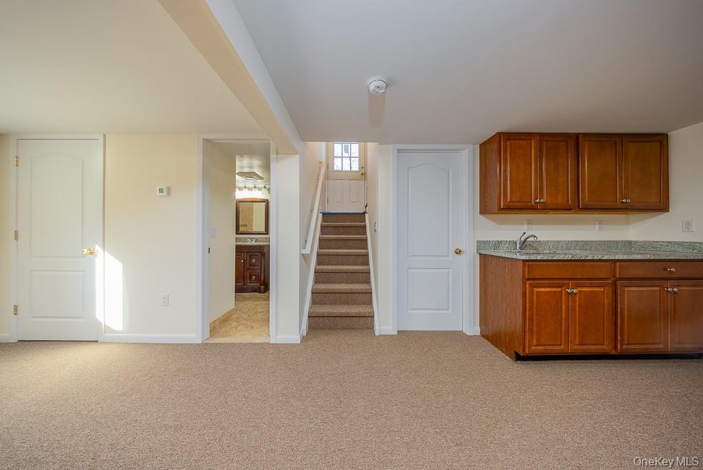 Haverstraw, New York, 10927, United States, 4 Bedrooms Bedrooms, ,2 BathroomsBathrooms,Residential,For Sale,2001244