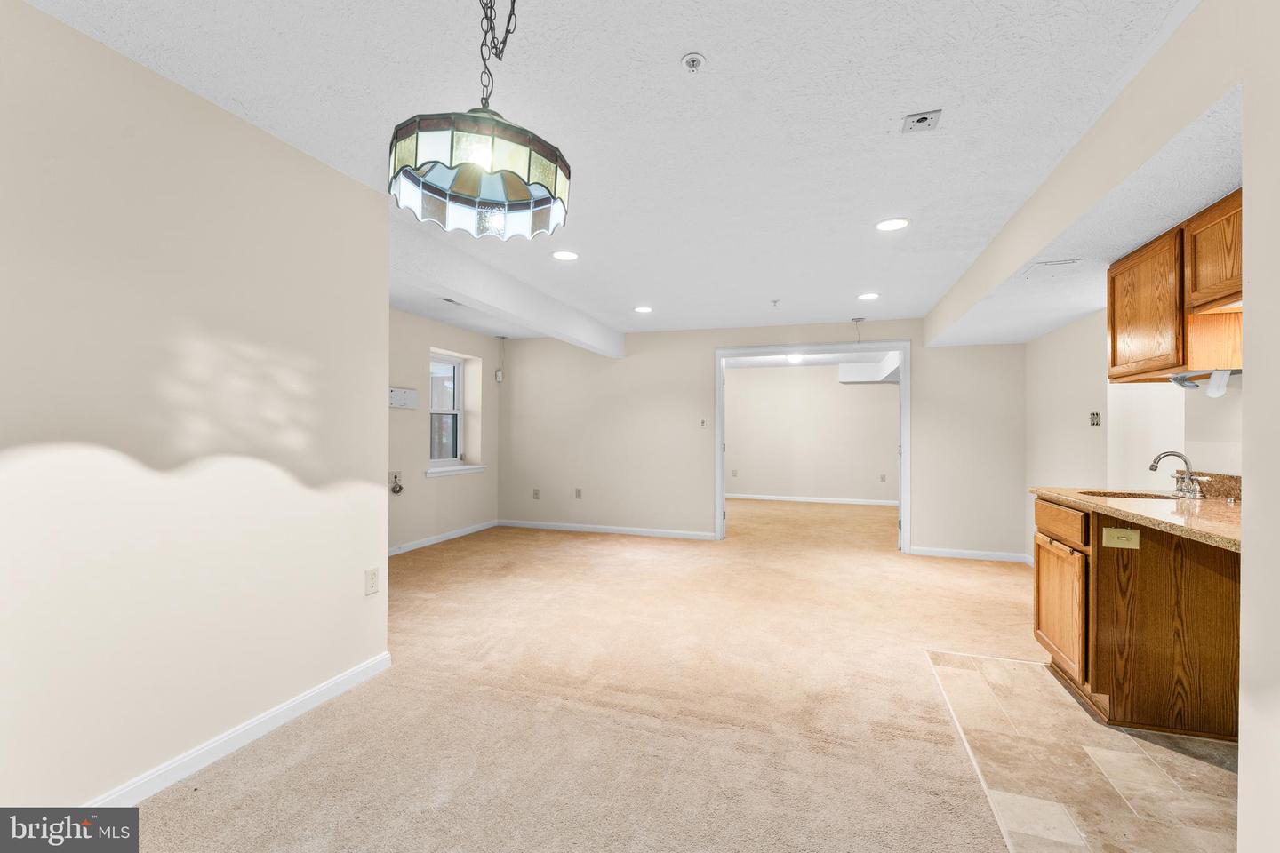 Clinton, Maryland, 20735, United States, 5 Bedrooms Bedrooms, ,5 BathroomsBathrooms,Residential,For Sale,1907711
