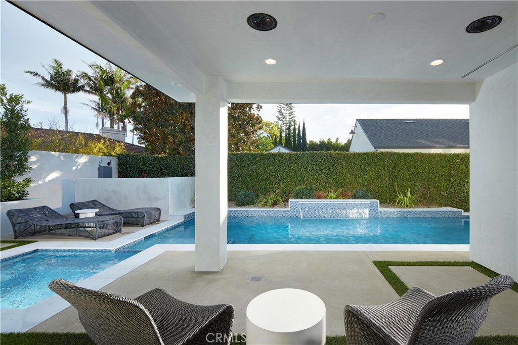 Newport Beach, California, 92660, United States, 4 Bedrooms Bedrooms, ,4 BathroomsBathrooms,Residential,For Sale,2002116