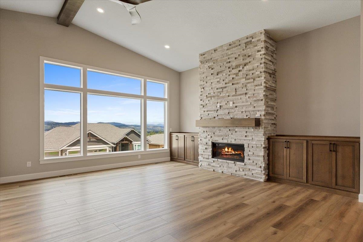 Spokane Valley, Washington, 99037, United States, 3 Bedrooms Bedrooms, ,2 BathroomsBathrooms,Residential,For Sale,1877270
