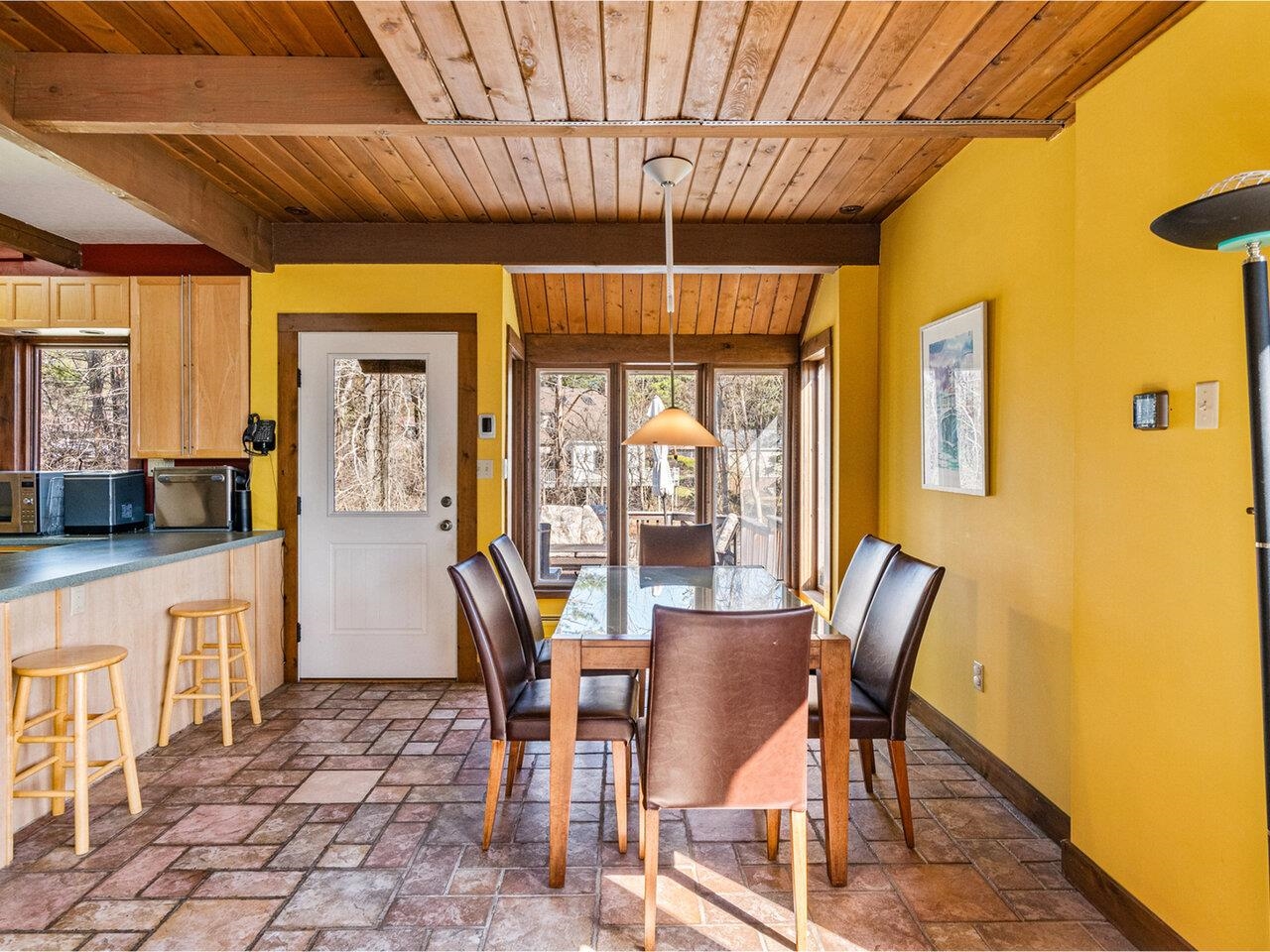 Burlington, Vermont, 05401, United States, 2 Bedrooms Bedrooms, ,3 BathroomsBathrooms,Residential,For Sale,1883018