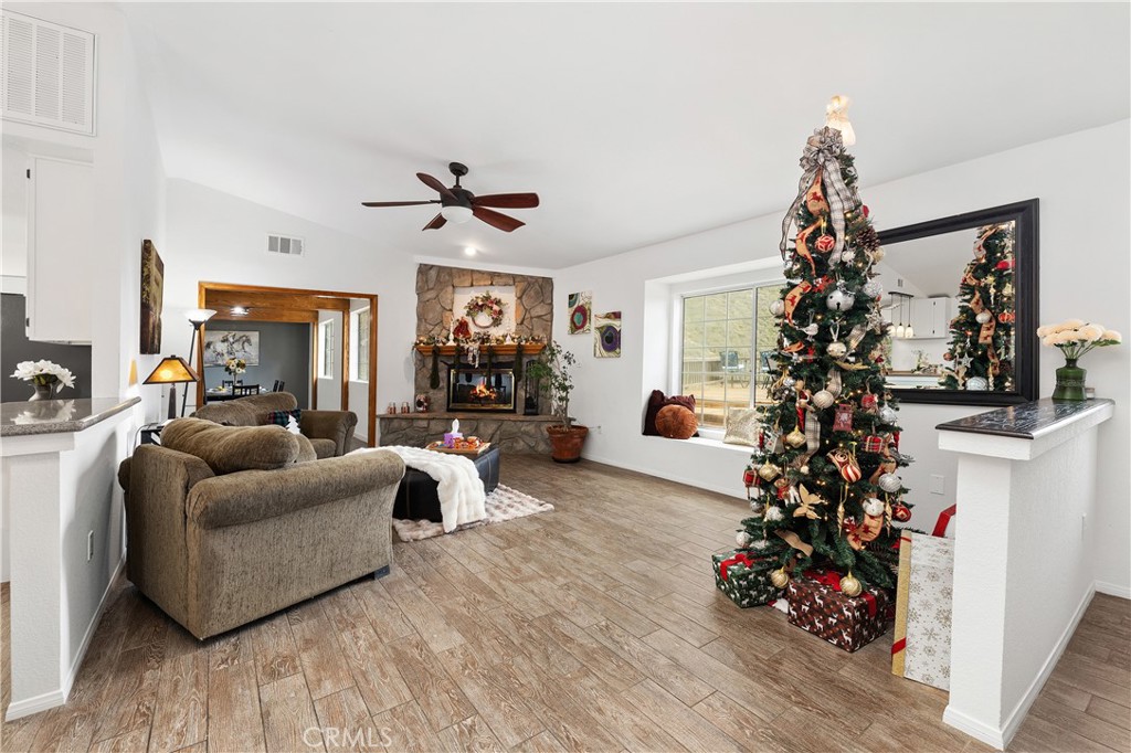 Fallbrook, California, 92028, United States, 5 Bedrooms Bedrooms, ,3 BathroomsBathrooms,Residential,For Sale,2003504