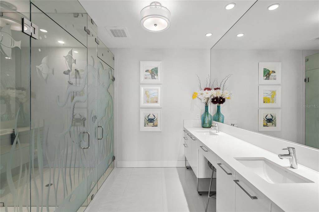 Sarasota, Florida, 34236, United States, 2 Bedrooms Bedrooms, ,3 BathroomsBathrooms,Residential,For Sale,2012128