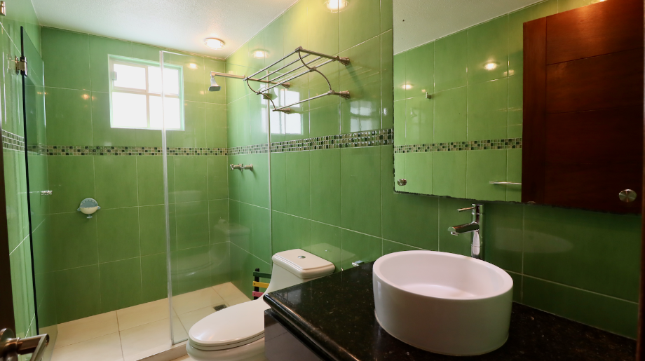 Morelia, Michoacán de Ocampo, 58350, Mexico, 3 Bedrooms Bedrooms, ,2 BathroomsBathrooms,Residential,For Sale,1994490