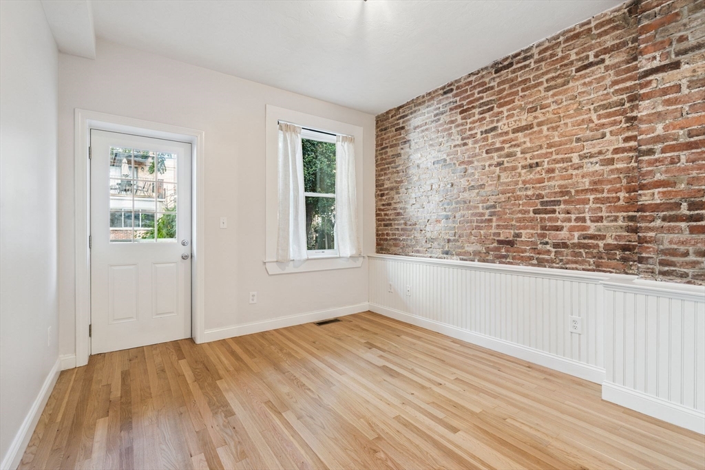 Boston, Massachusetts, 02128, United States, 2 Bedrooms Bedrooms, ,1 BathroomBathrooms,Residential,For Sale,1955768