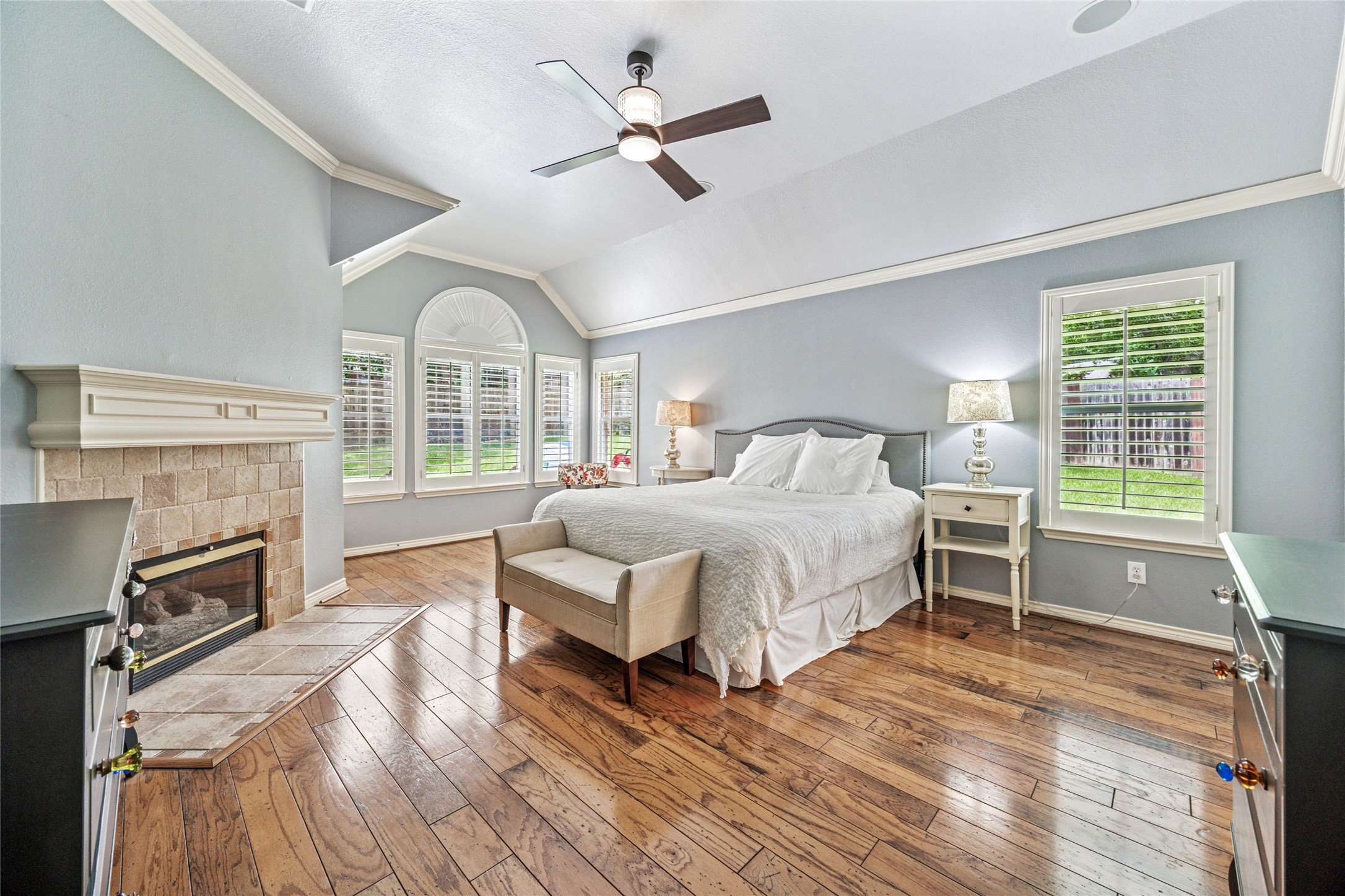 Southlake, Texas, 76092, United States, 4 Bedrooms Bedrooms, ,3 BathroomsBathrooms,Residential,For Sale,1895470