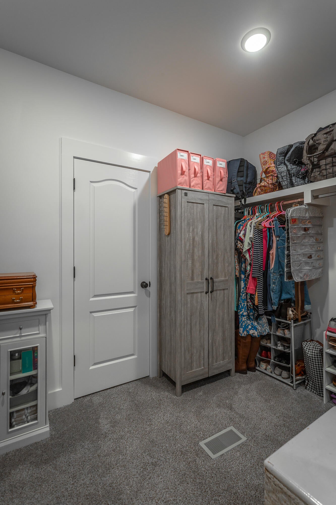 Soddy Daisy, Tennessee, 37379, United States, 3 Bedrooms Bedrooms, ,2 BathroomsBathrooms,Residential,For Sale,1911659