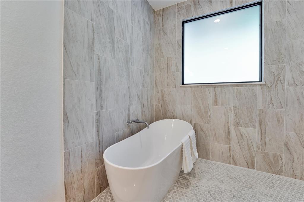 Conroe, Texas, 77303, United States, 3 Bedrooms Bedrooms, ,4 BathroomsBathrooms,Residential,For Sale,1976413