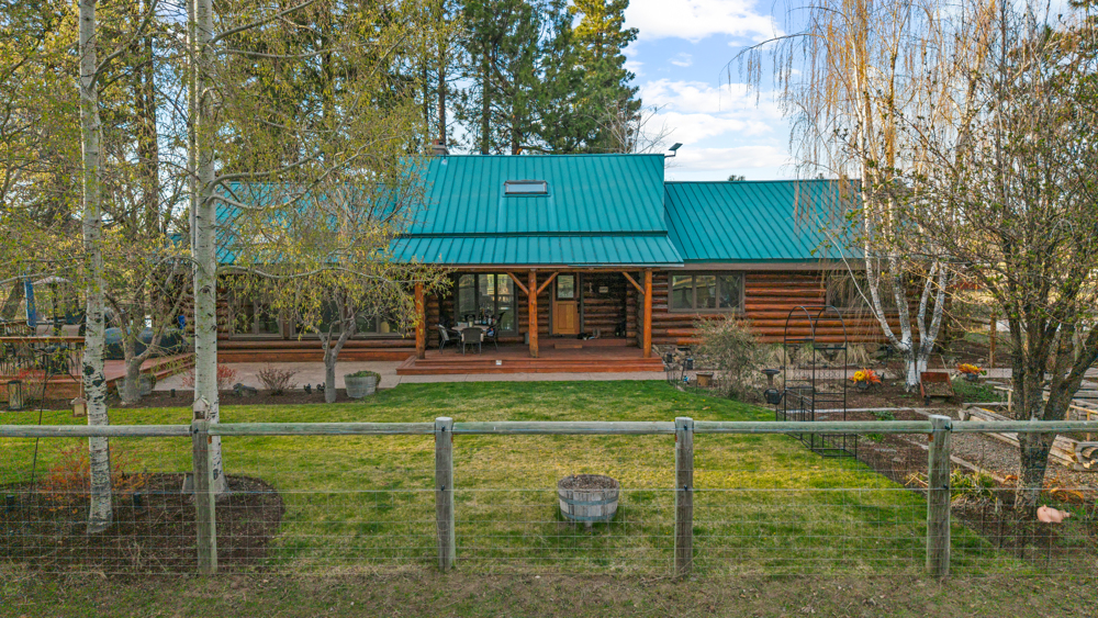 CHILOQUIN, Oregon, 97624, United States, 3 Bedrooms Bedrooms, ,3 BathroomsBathrooms,Residential,For Sale,1974697
