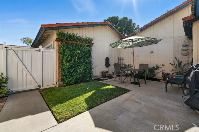 Corona, California, 92882, United States, 2 Bedrooms Bedrooms, ,2 BathroomsBathrooms,Residential,For Sale,1935171