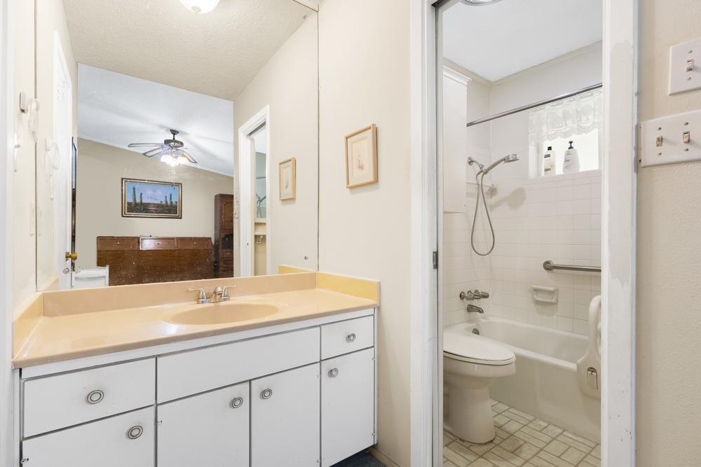 Austin, Texas, 78745, United States, 4 Bedrooms Bedrooms, ,2 BathroomsBathrooms,Residential,For Sale,1902323