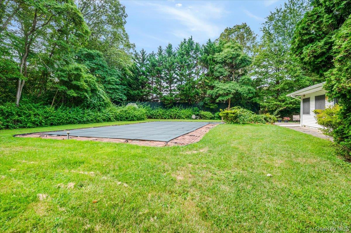 Dix Hills, New York, 11746, United States, 5 Bedrooms Bedrooms, ,3 BathroomsBathrooms,Residential,For Sale,1941018