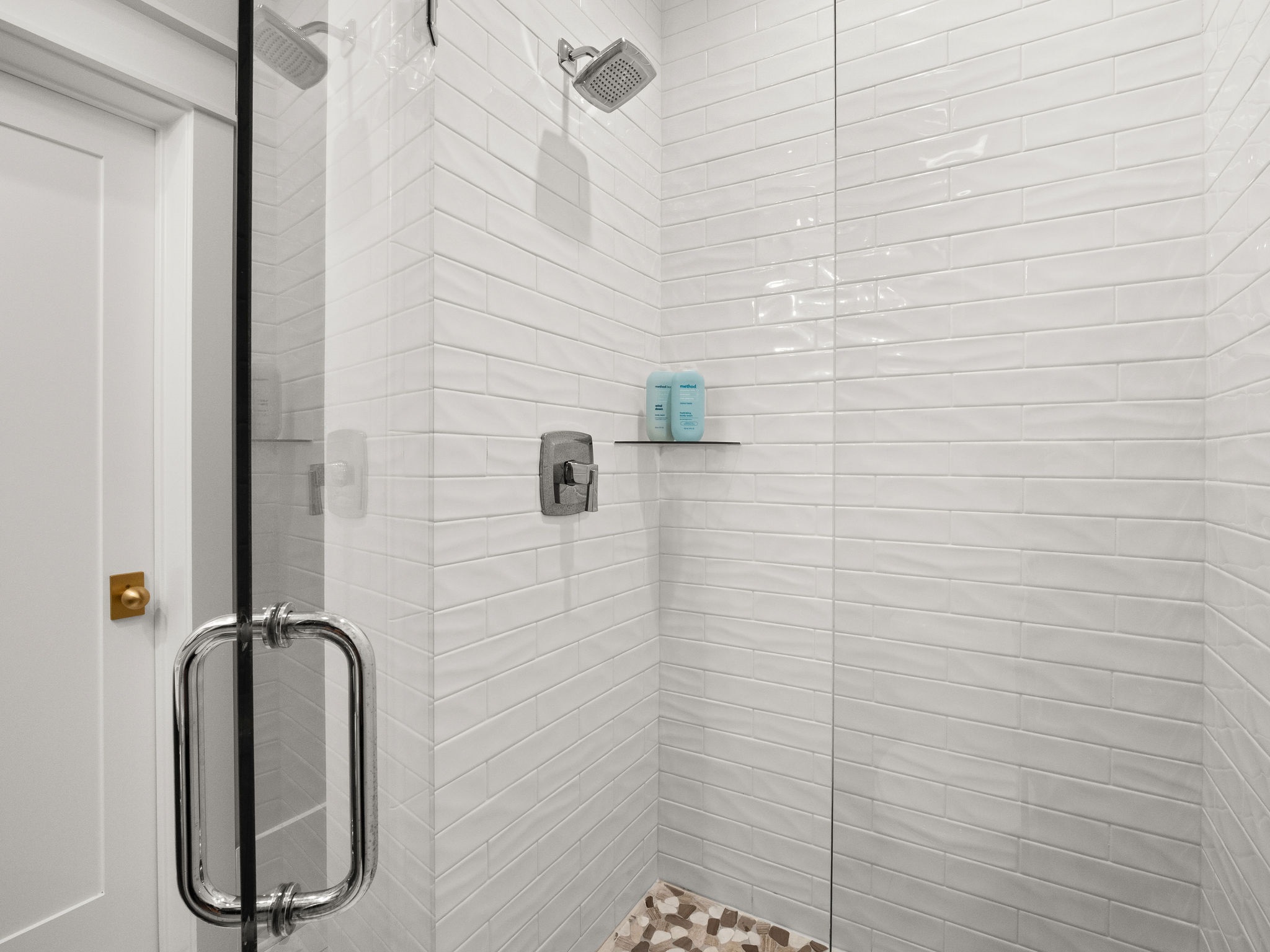 Many, Louisiana, 71449, United States, 3 Bedrooms Bedrooms, ,4 BathroomsBathrooms,Residential,For Sale,1998076