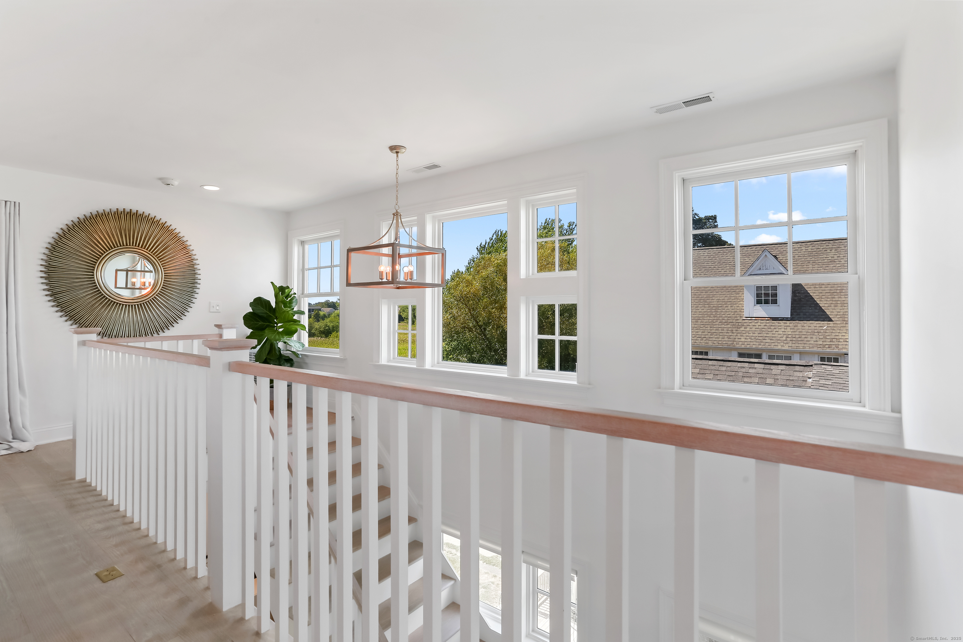 Fairfield, Connecticut, 06824, United States, 4 Bedrooms Bedrooms, ,5 BathroomsBathrooms,Residential,For Sale,1941072