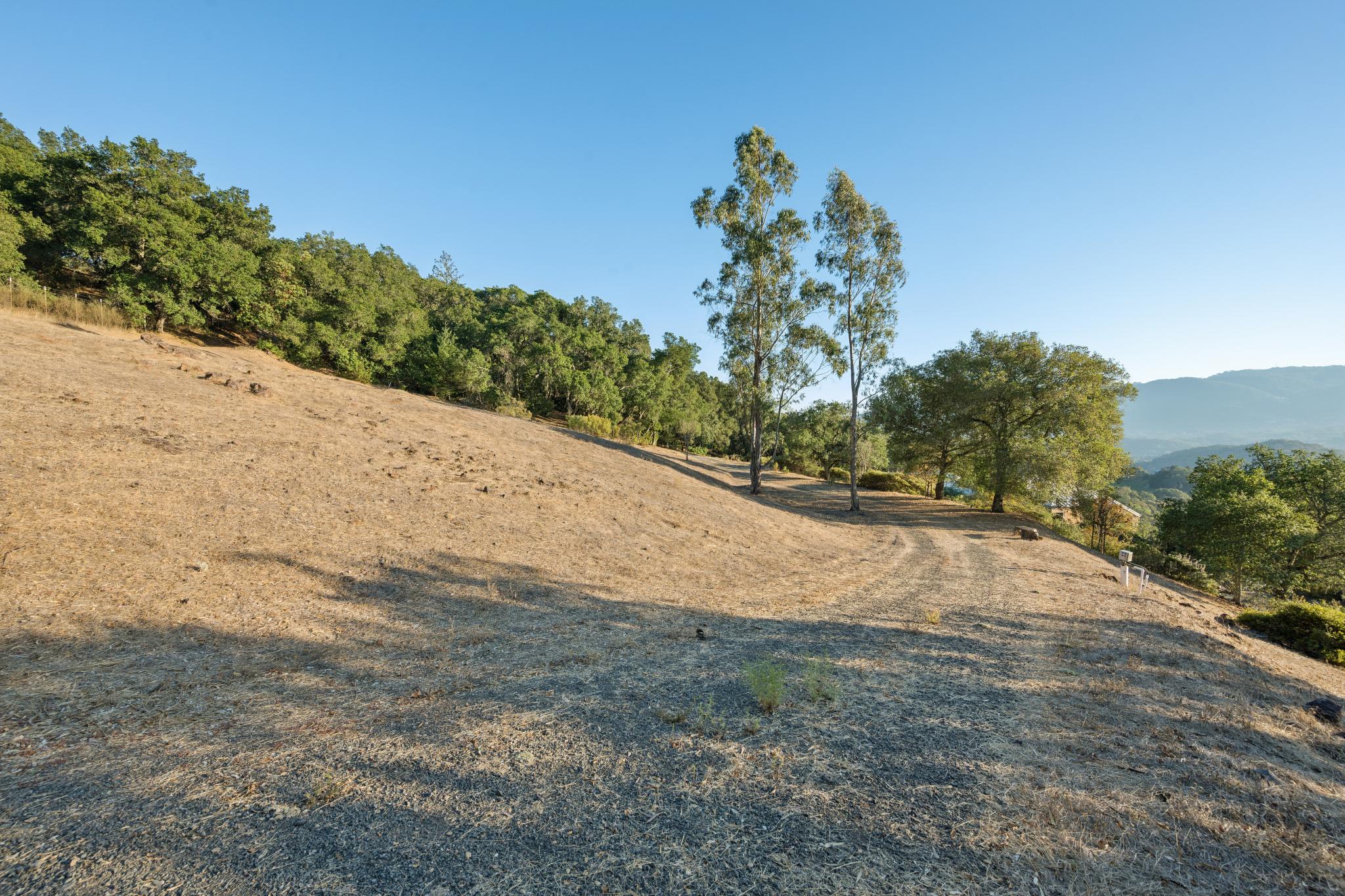  10300 Slattery Road - 物件實景