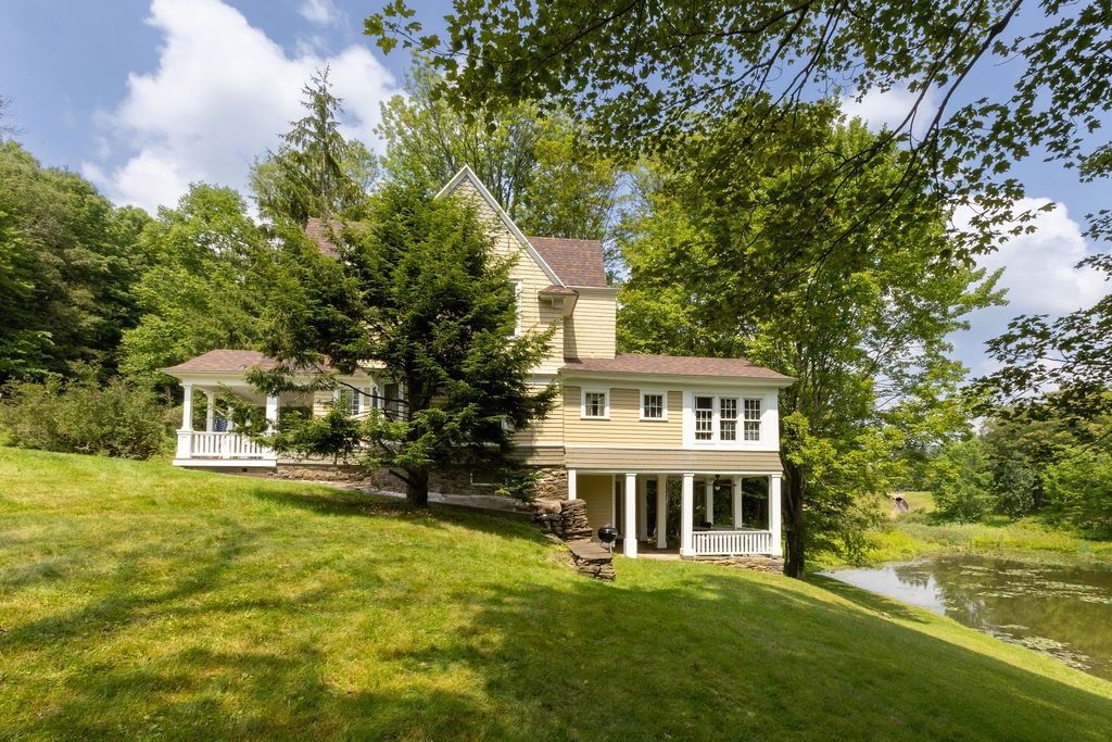 Stamford, New York, 13786, United States, 5 Bedrooms Bedrooms, ,2 BathroomsBathrooms,Residential,For Sale,1925554