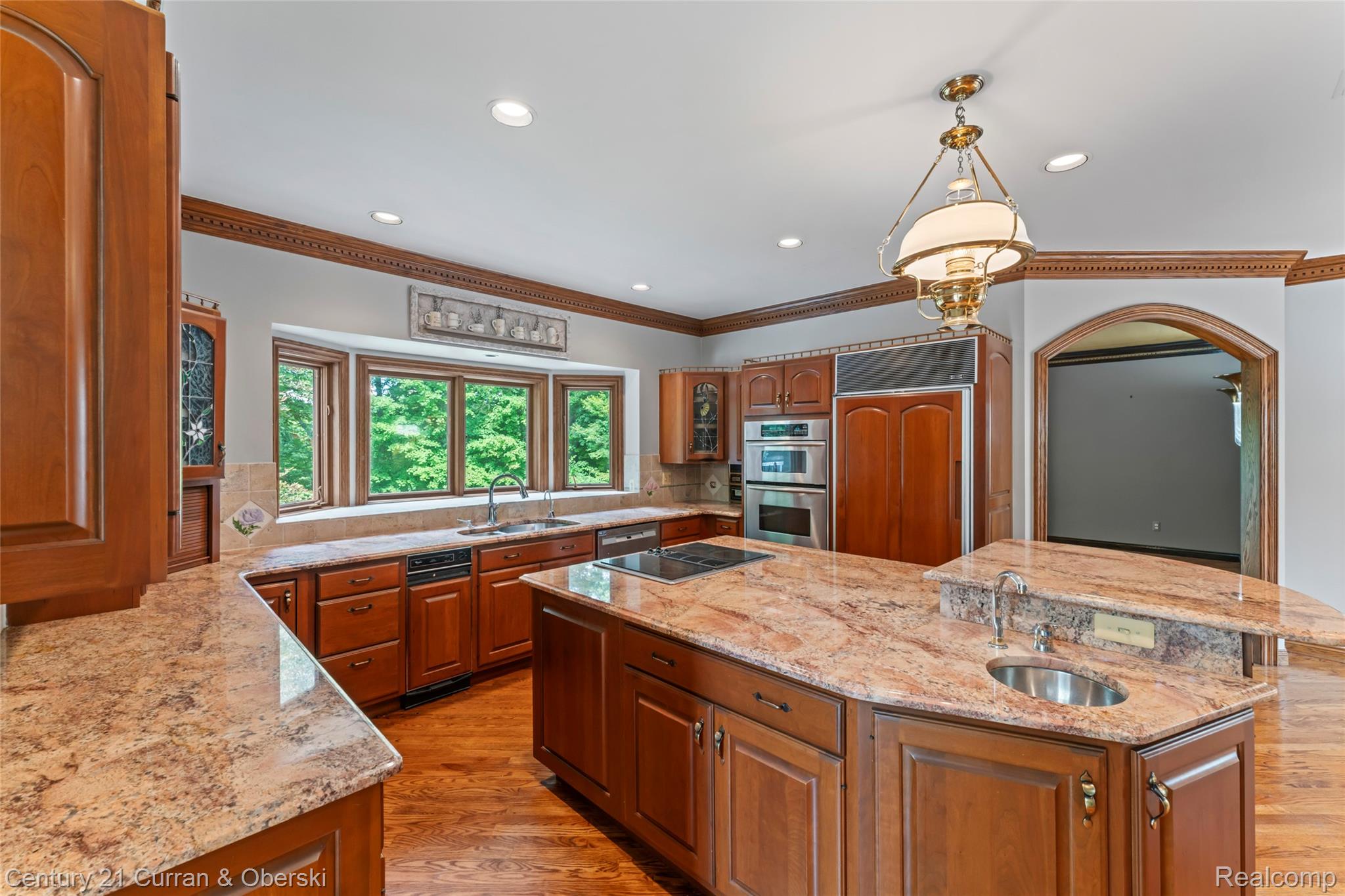 Farmington, Michigan, 48331, United States, 5 Bedrooms Bedrooms, ,6 BathroomsBathrooms,Residential,For Sale,1975363