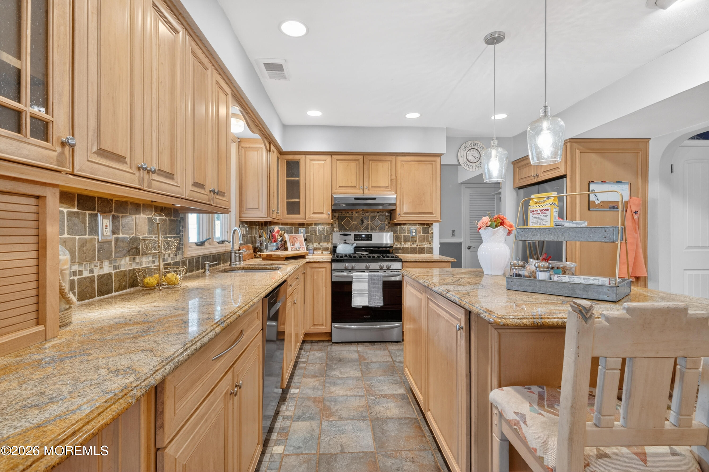 North Middletown, New Jersey, 07748, United States, 4 Bedrooms Bedrooms, ,2 BathroomsBathrooms,Residential,For Sale,2049215