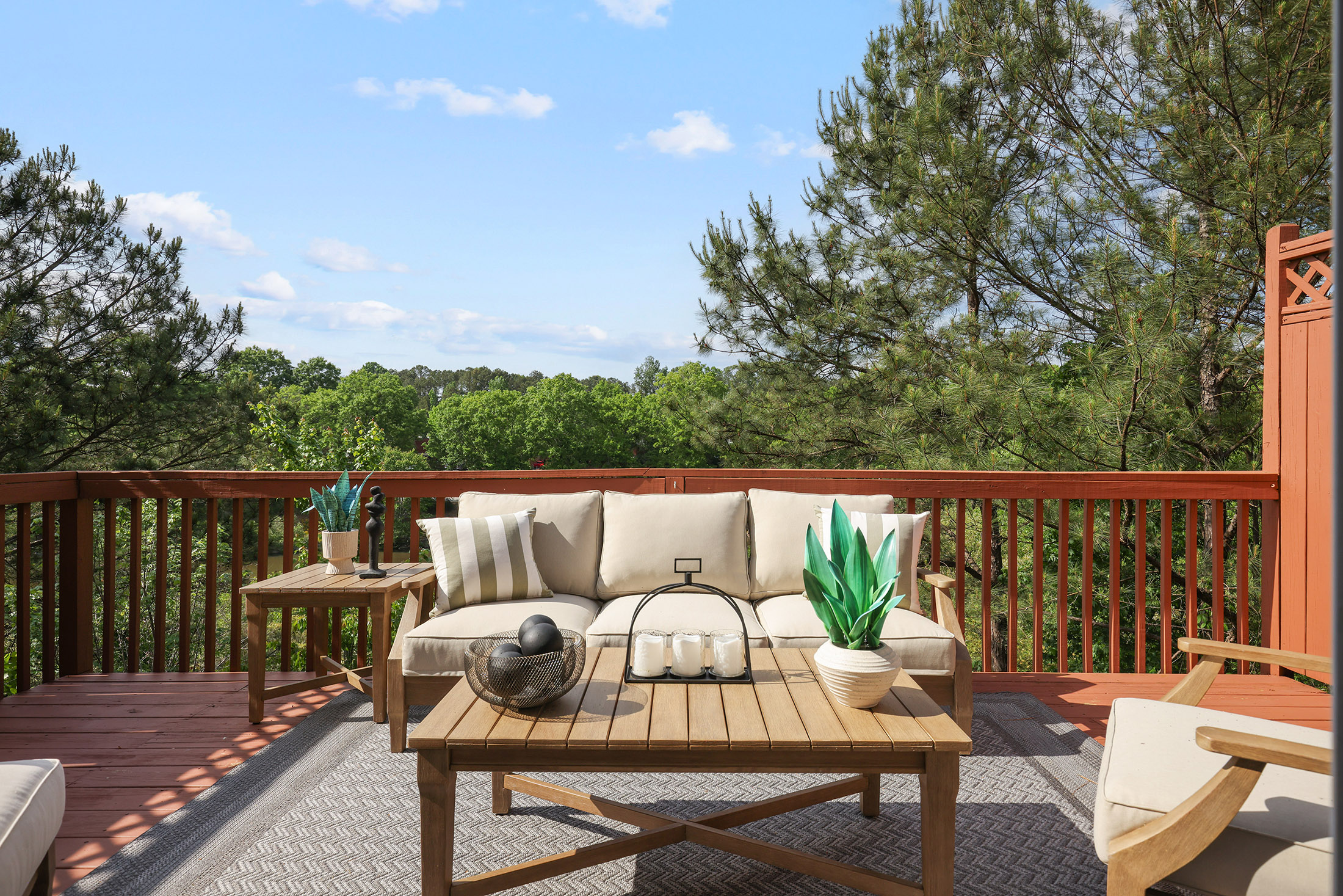  Move-in Ready Townhome in Highlands View - 物件實景