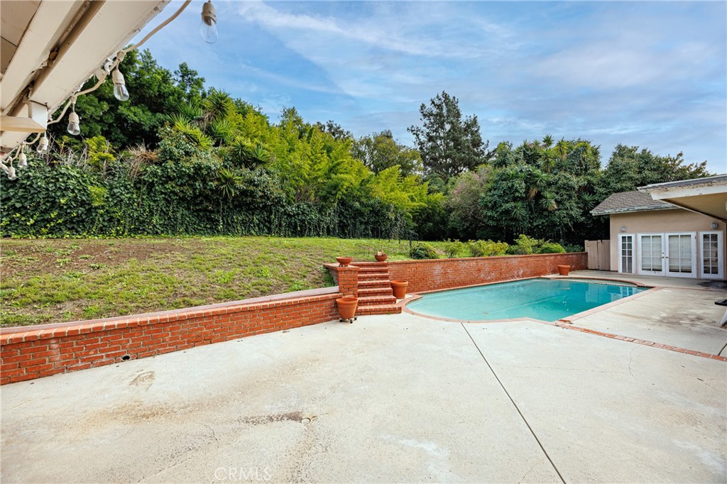 Beverly Hills, California, 90210, United States, 4 Bedrooms Bedrooms, ,5 BathroomsBathrooms,Residential,For Sale,2002159