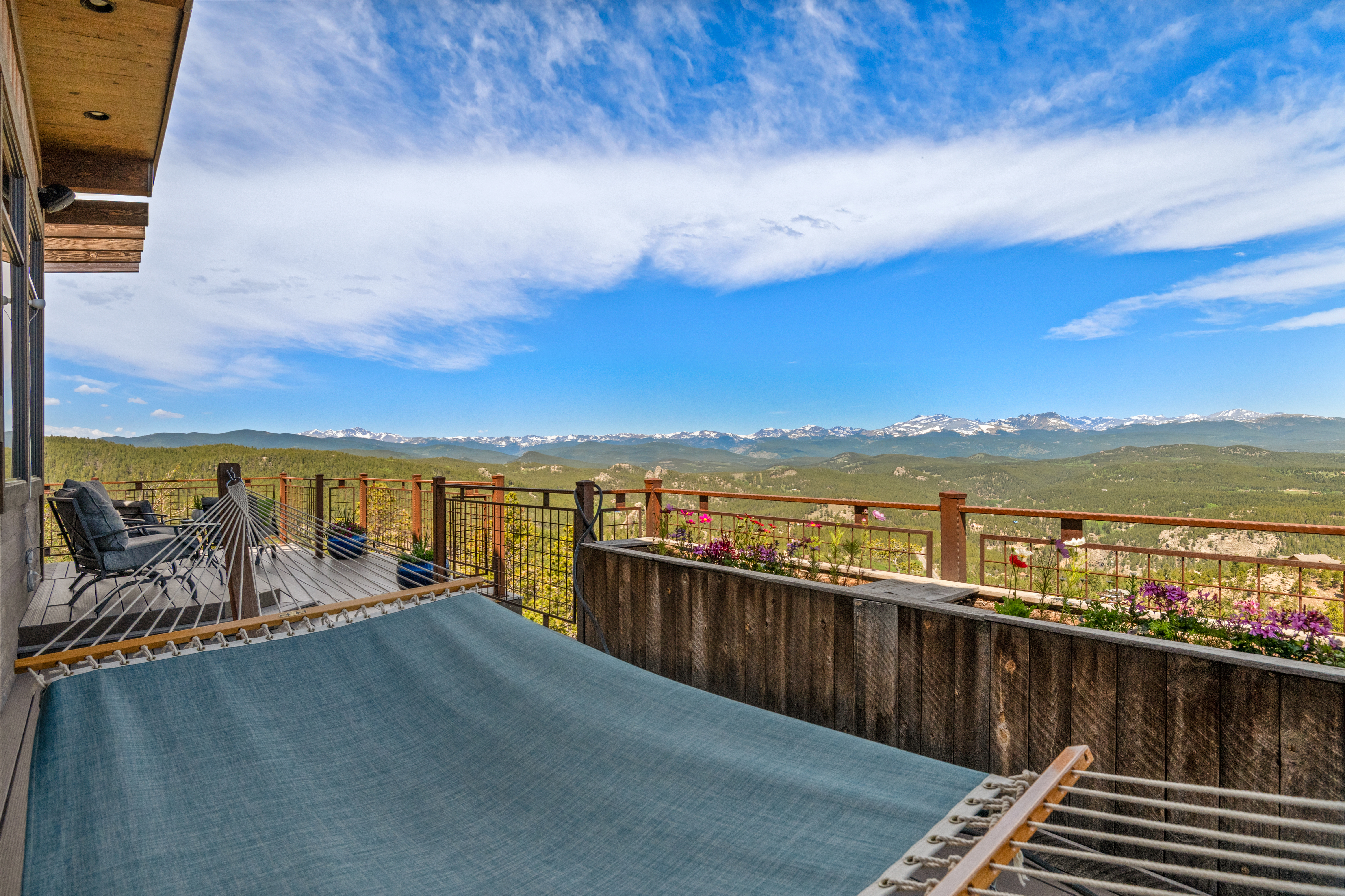  Custom Retreat with Unobstructed Views - 物件實景
