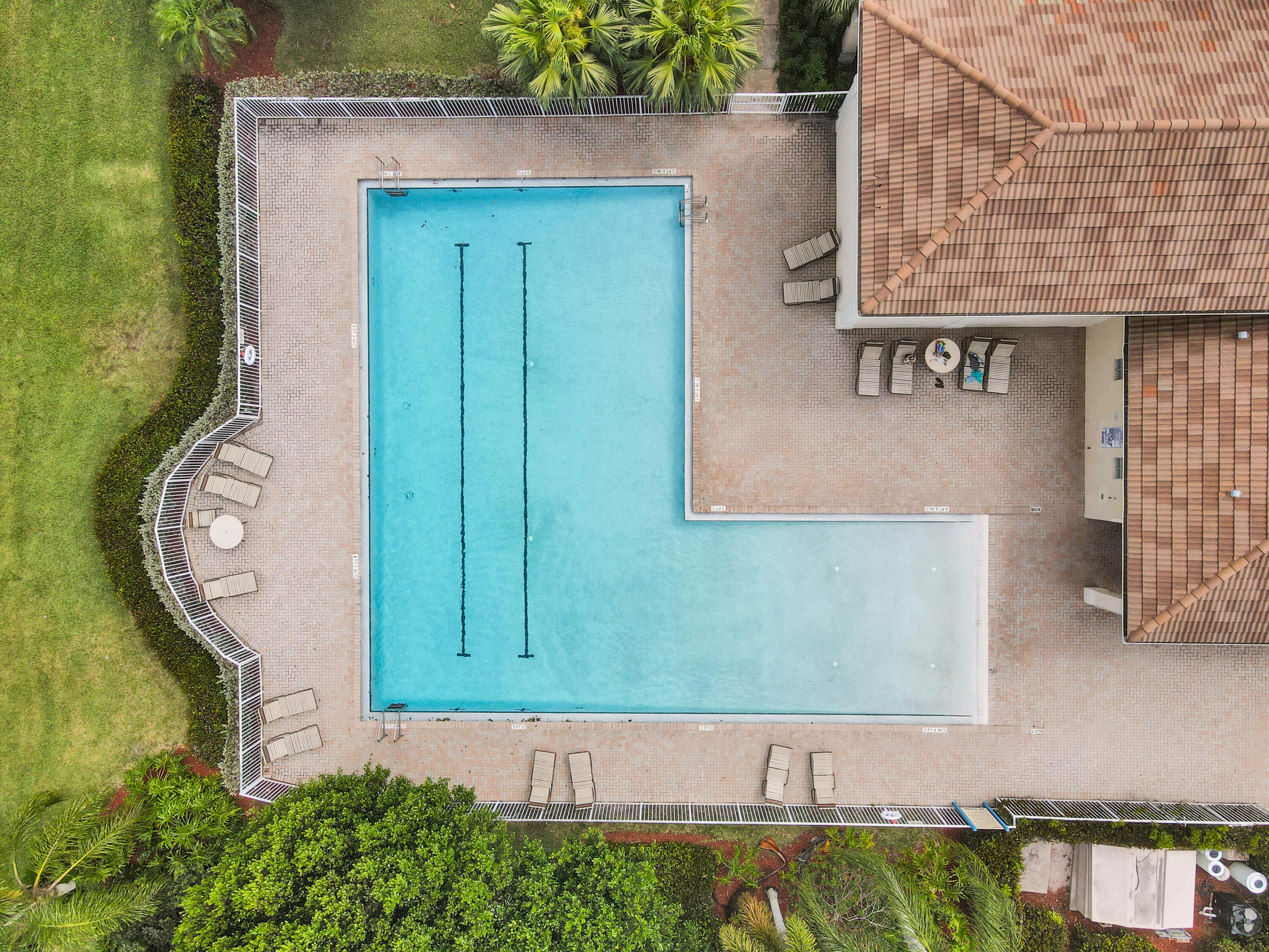 Pembroke Pines, Florida, 33332, United States, 3 Bedrooms Bedrooms, ,2 BathroomsBathrooms,Residential,For Sale,1987784