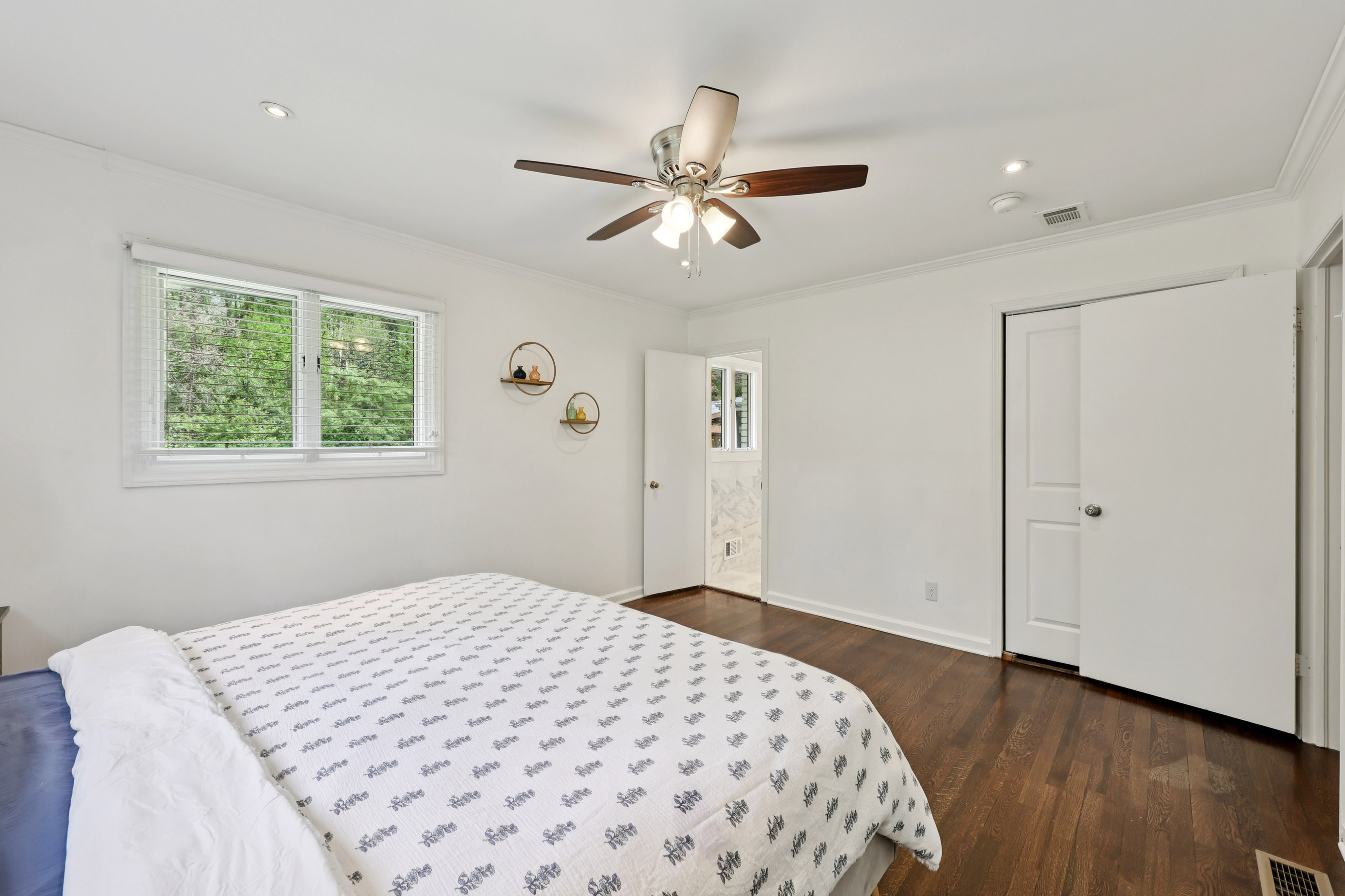  Beautifully Renovated Brick Ranch in a Prime Smyrna Location - 物件實景