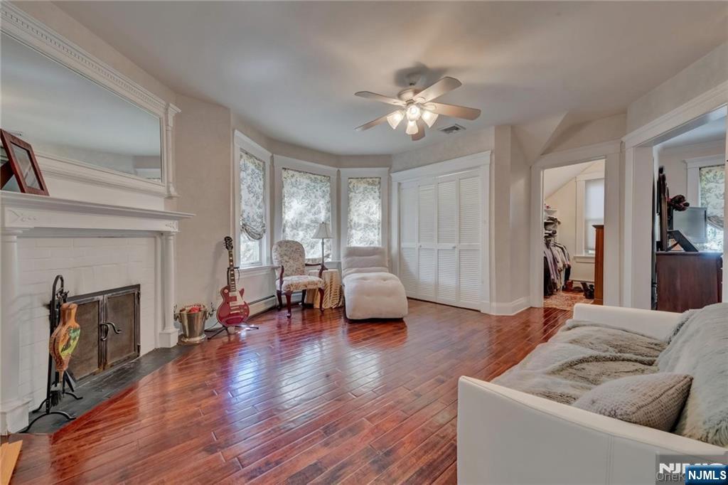 Nanuet, New York, 10954, United States, 6 Bedrooms Bedrooms, ,7 BathroomsBathrooms,Residential,For Sale,1988199