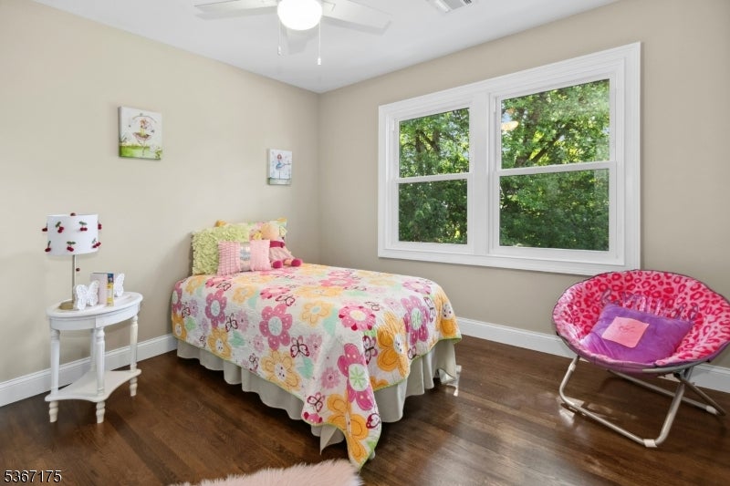 Union Twp., New Jersey, 07083, United States, 4 Bedrooms Bedrooms, ,3 BathroomsBathrooms,Residential,For Sale,1935310