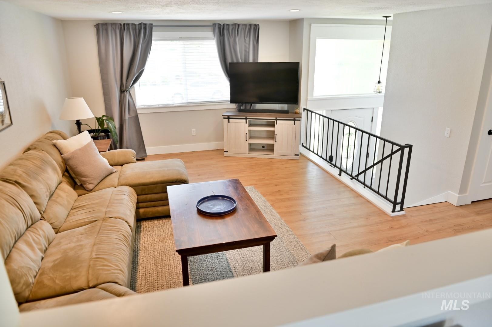 300 Iowa St, Boise, Idaho, 83706, United States, 3 Bedrooms Bedrooms, ,2 BathroomsBathrooms,Residential,For Sale,300 Iowa St,1432131