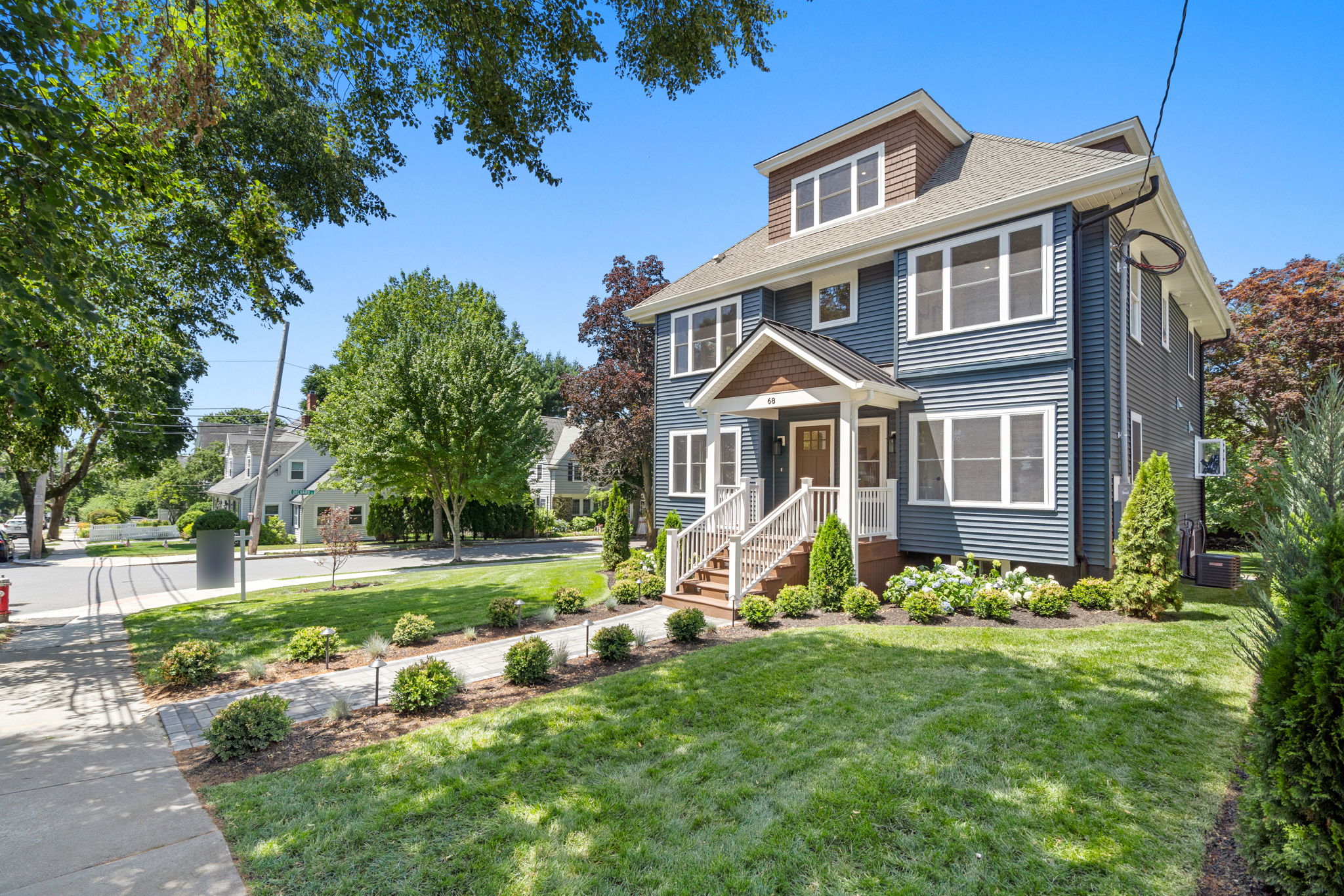  68 Barnard Avenue, Watertown, MA, 02472 - 物件實景