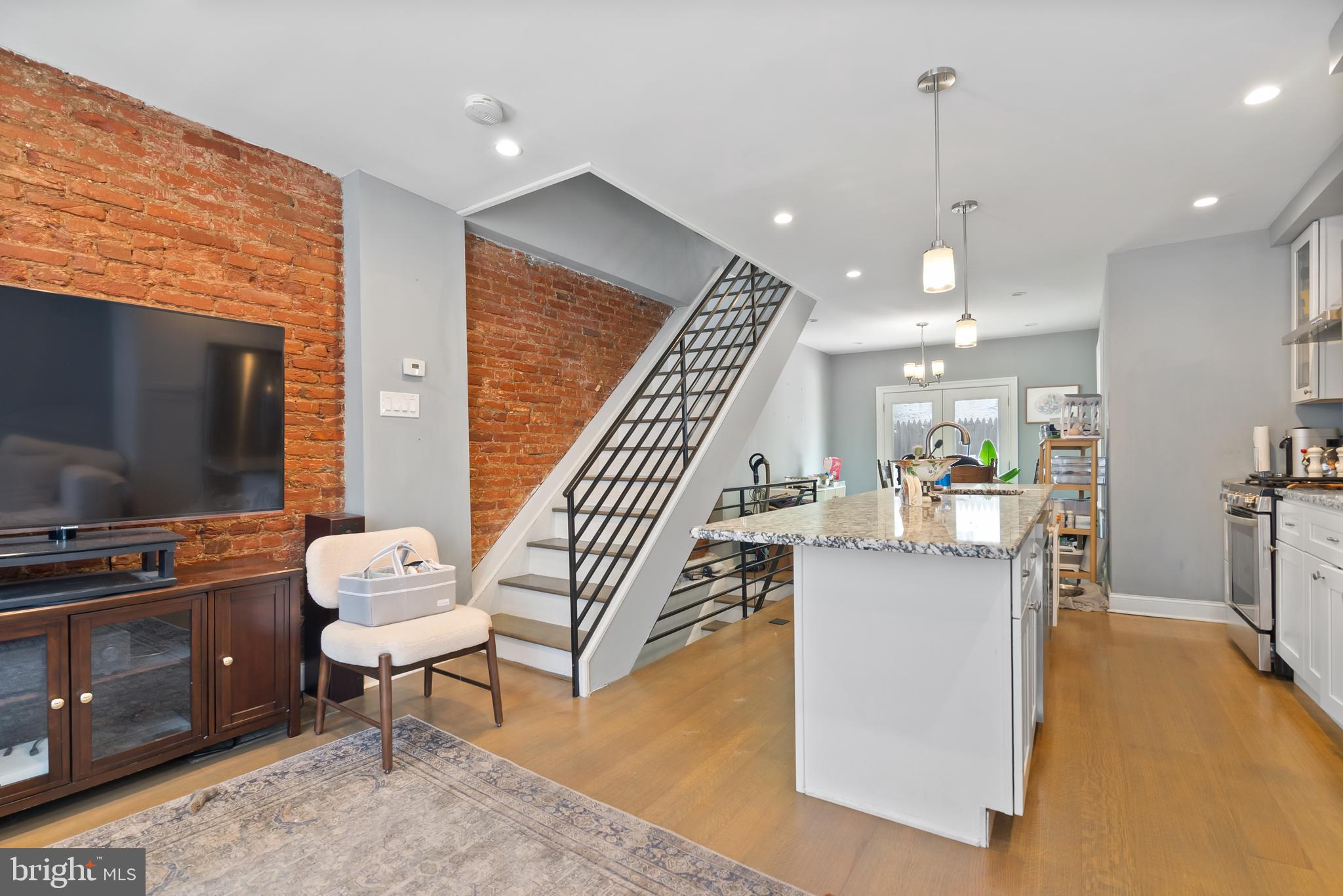 PHILADELPHIA, Pennsylvania, 19146, United States, 3 Bedrooms Bedrooms, ,3 BathroomsBathrooms,Residential,For Sale,1889775