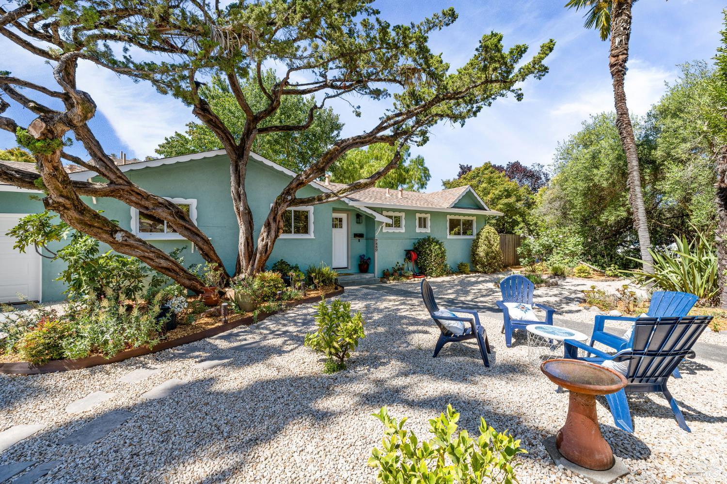 Rohnert Park, California, 94928, United States, 3 Bedrooms Bedrooms, ,2 BathroomsBathrooms,Residential,For Sale,1895055