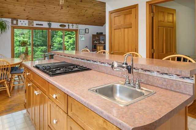 Epsom, New Hampshire, 03234, United States, 2 Bedrooms Bedrooms, ,1 BathroomBathrooms,Residential,For Sale,1861346