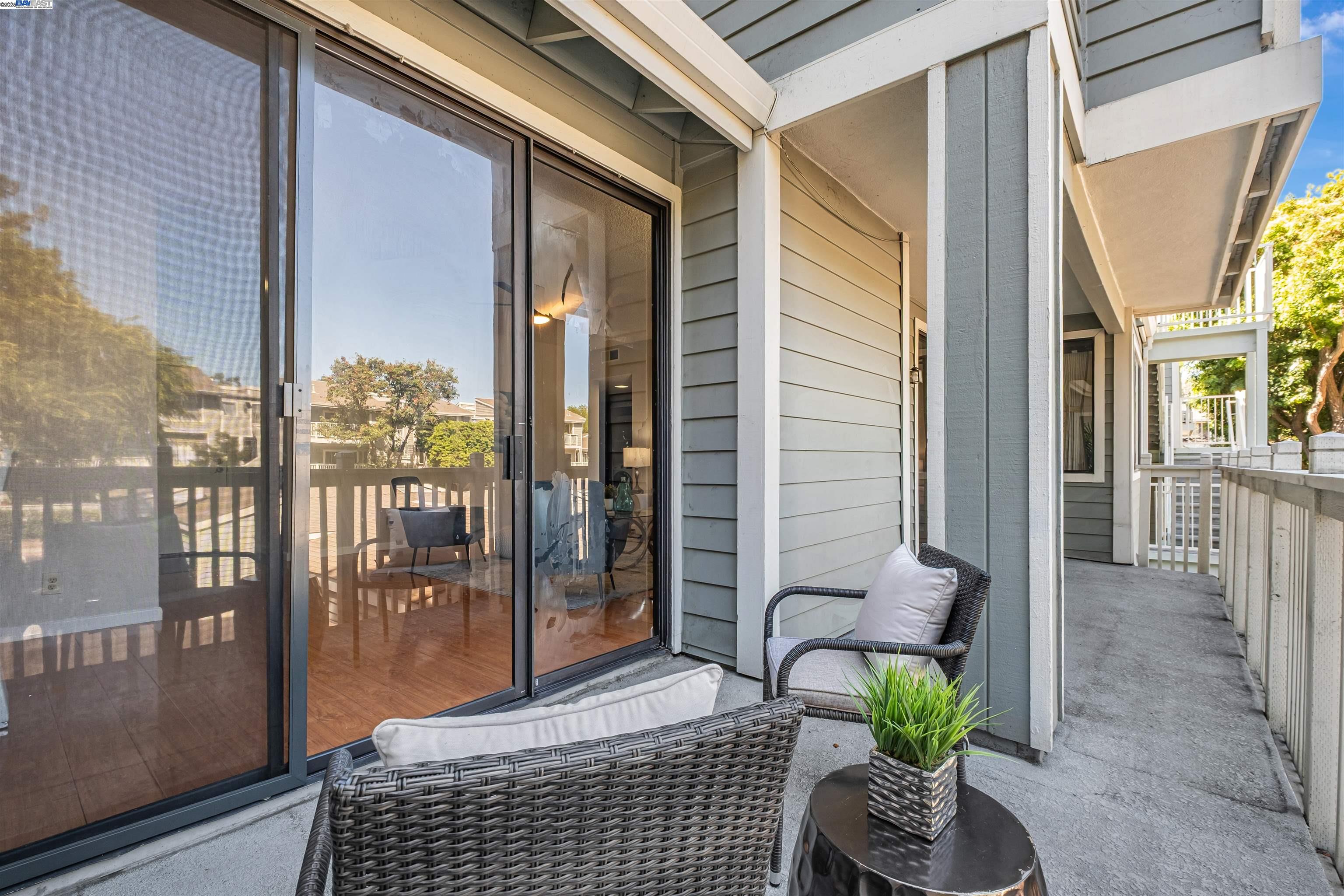 Fremont, California, 94536, United States, 2 Bedrooms Bedrooms, ,2 BathroomsBathrooms,Residential,For Sale,1911508
